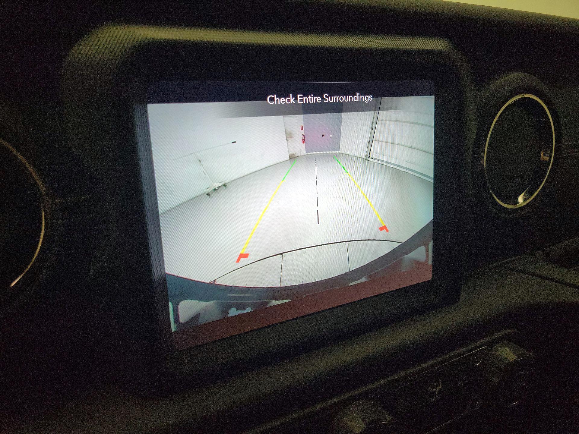 Thumbnail: 2021 Jeep Wrangler - 15