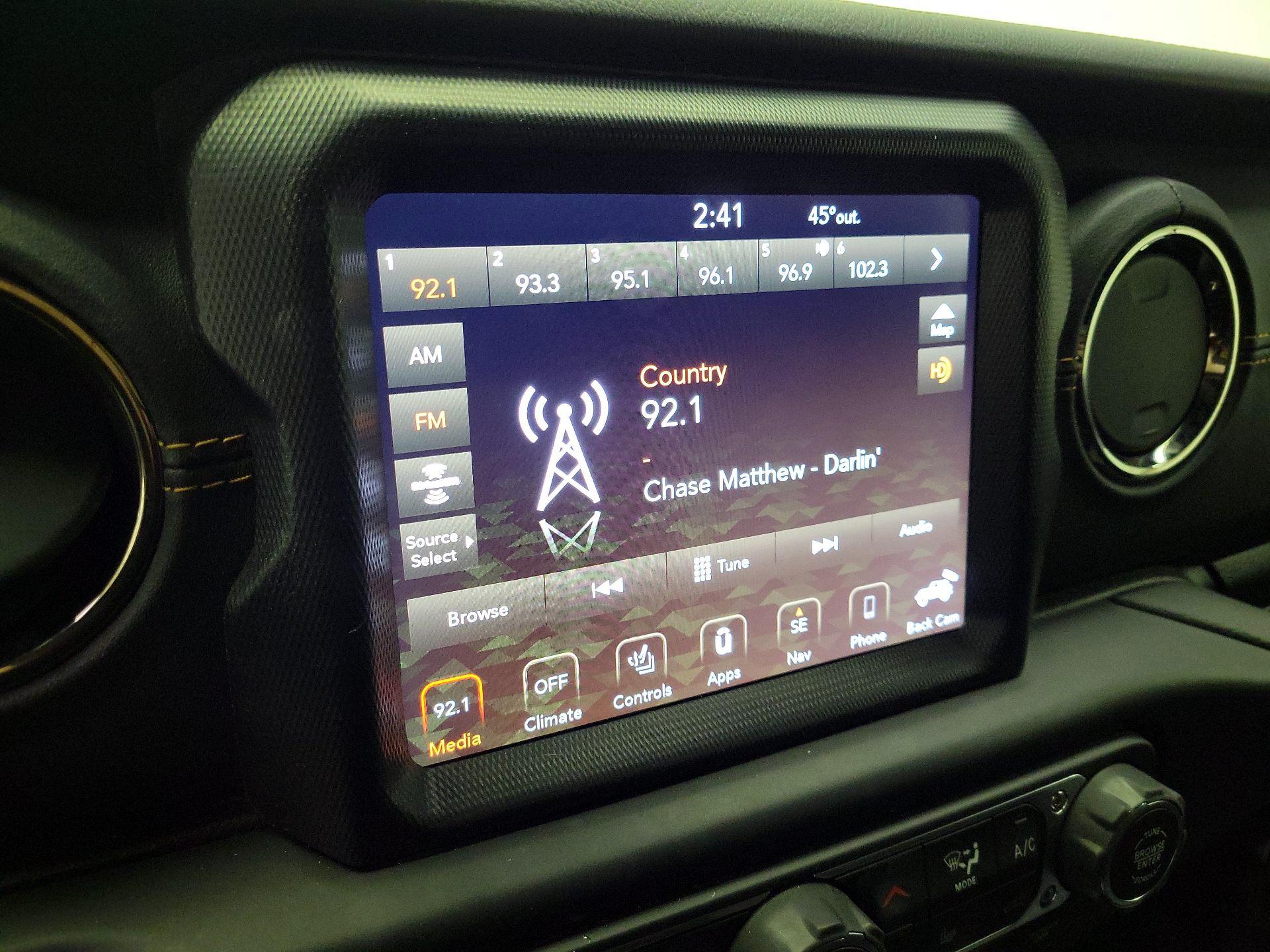 Thumbnail: 2021 Jeep Wrangler - 16