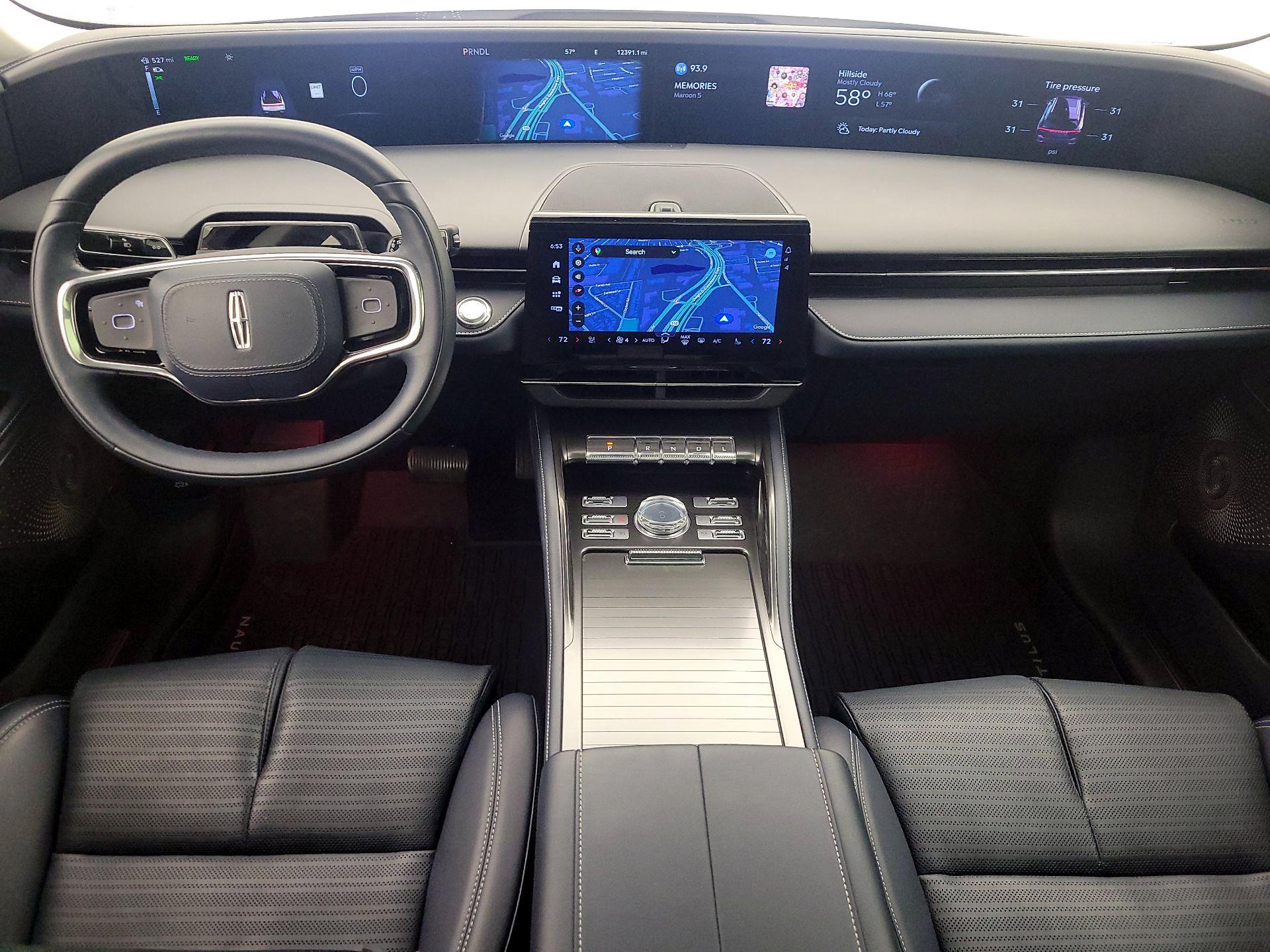 Thumbnail: 2024 Lincoln Nautilus - 9