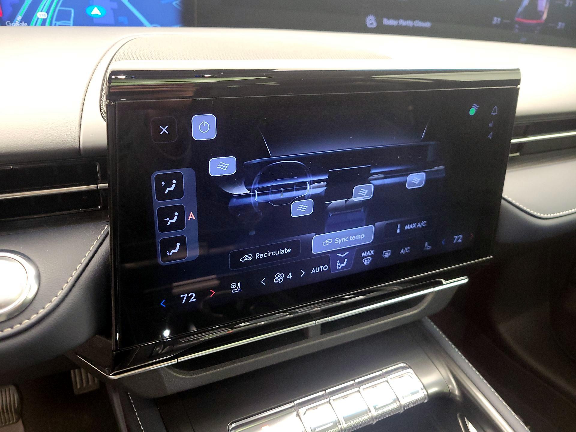 Thumbnail: 2024 Lincoln Nautilus - 17