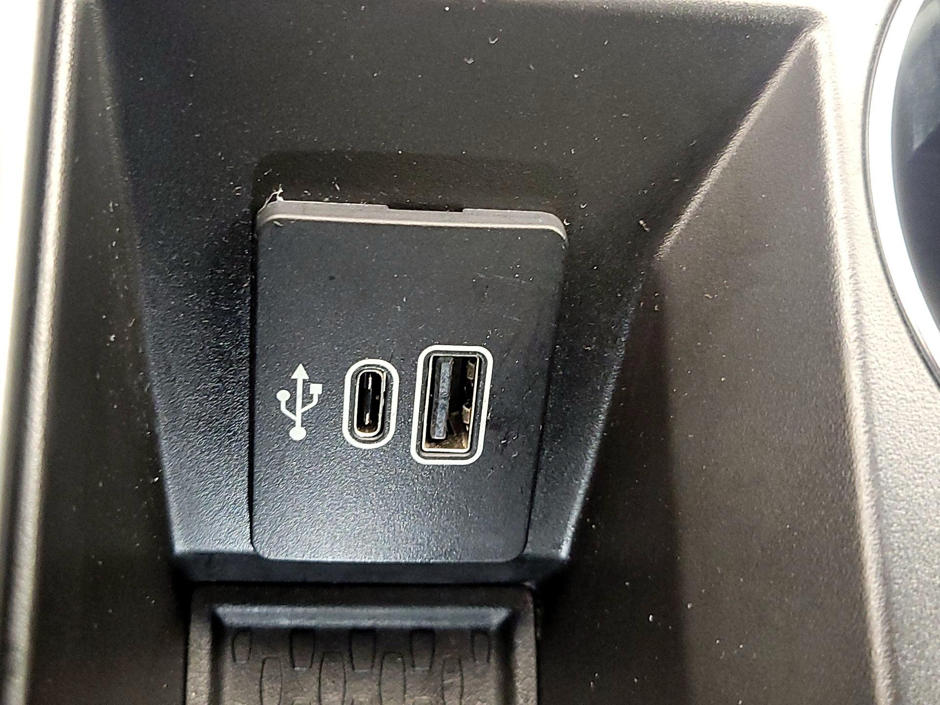 Thumbnail: 2024 Lincoln Nautilus - 19