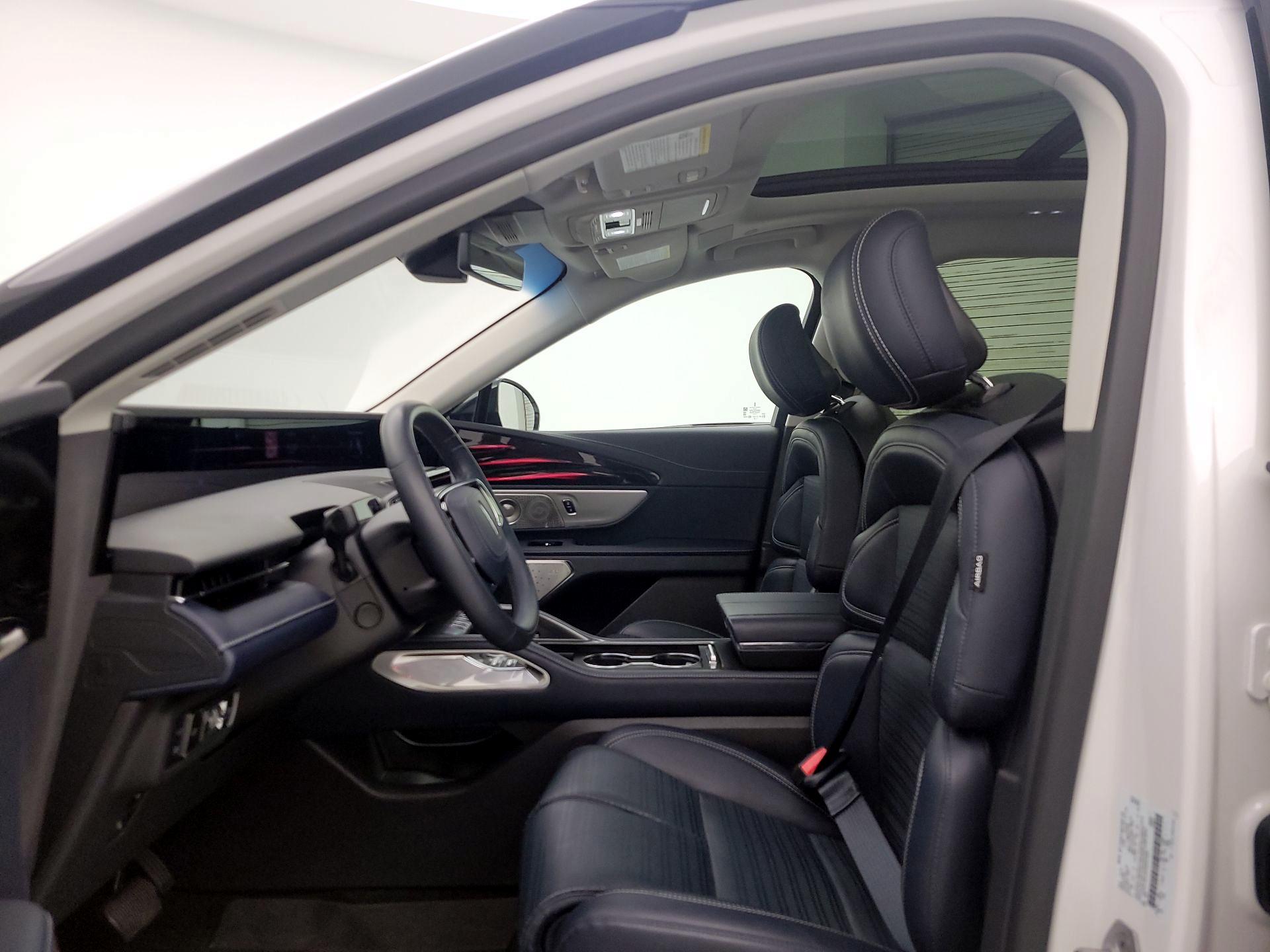 Thumbnail: 2024 Lincoln Nautilus - 20