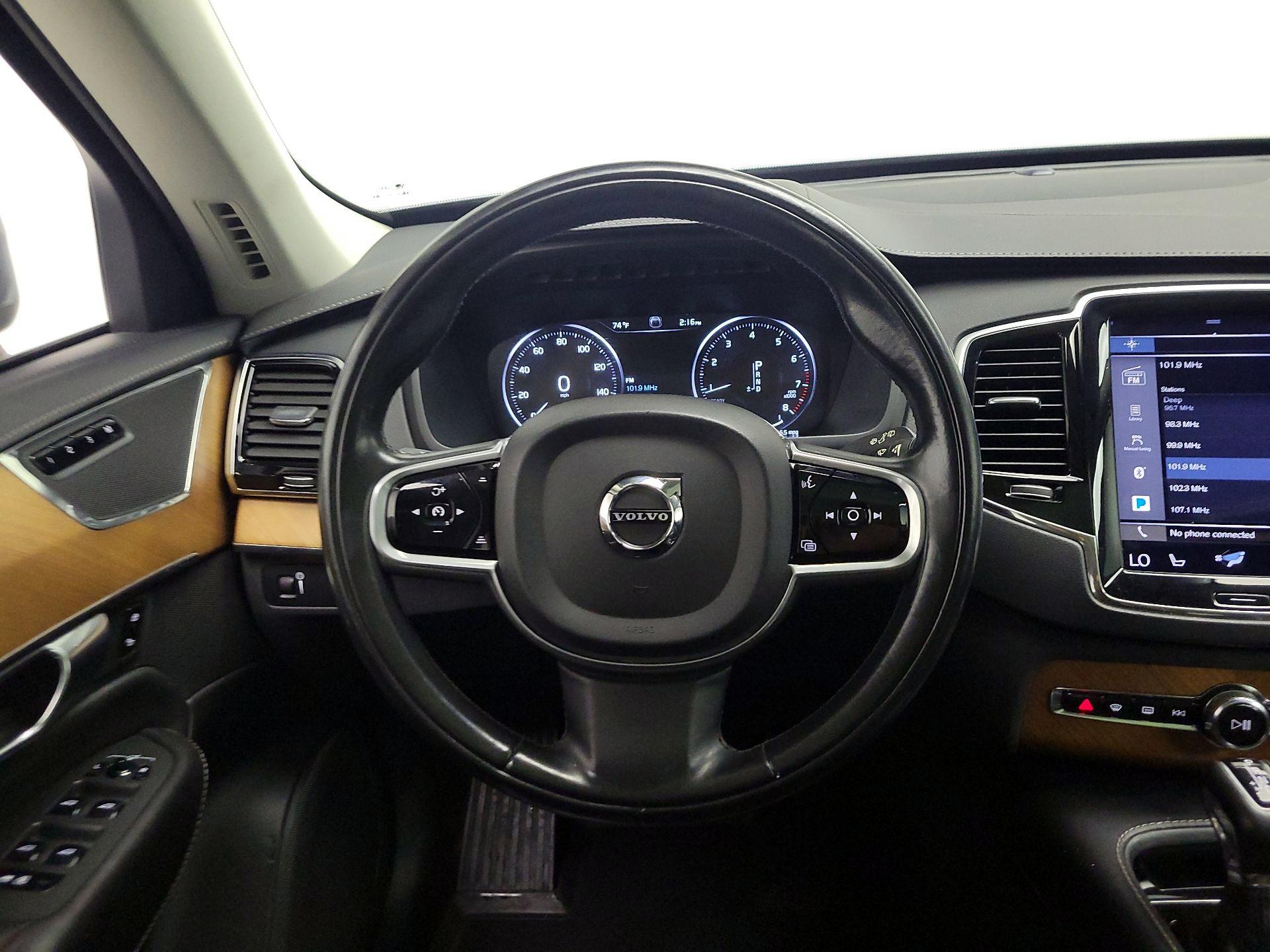 Thumbnail: 2018 Volvo XC90 - 10