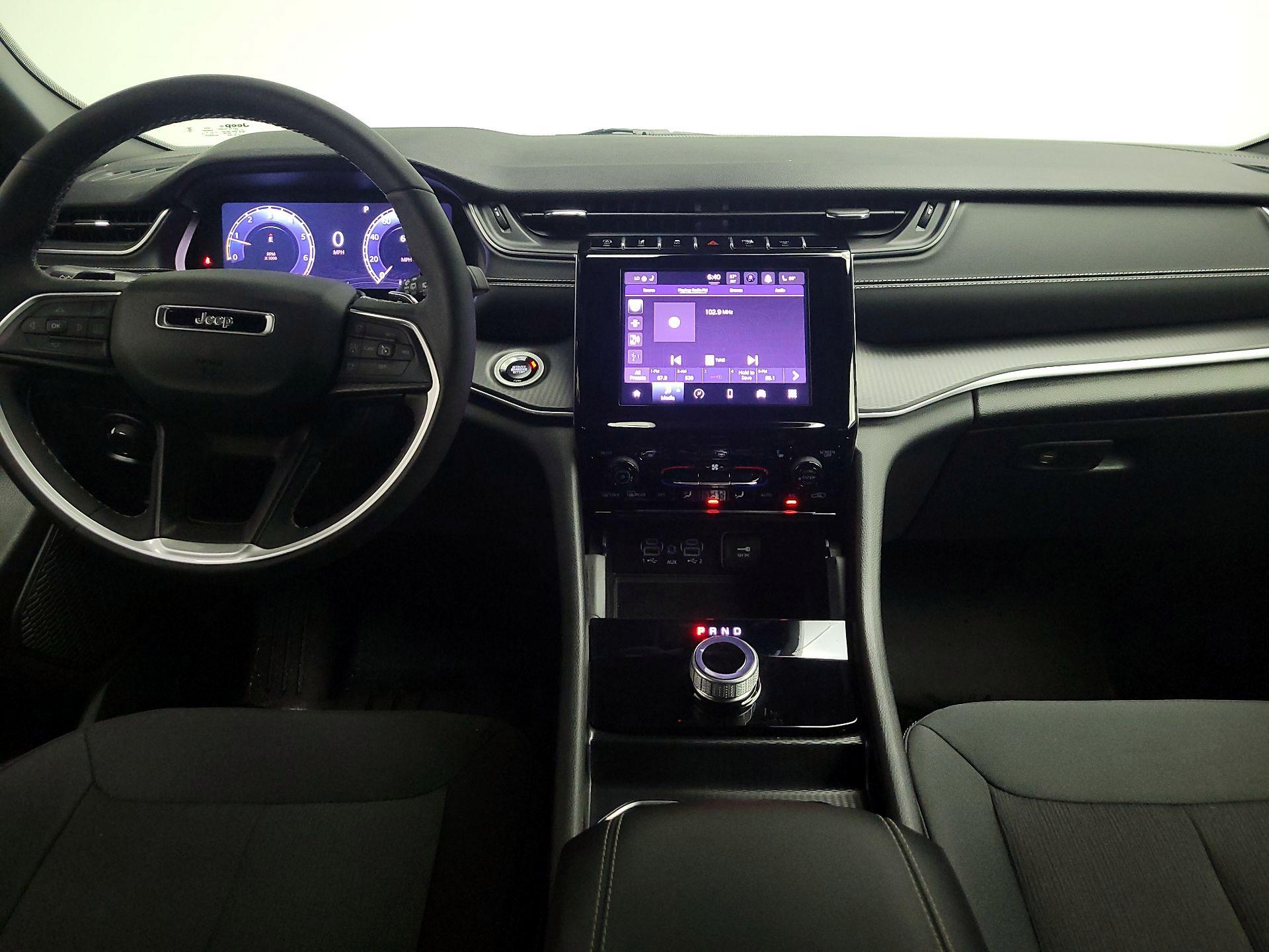 Thumbnail: 2024 Jeep Grand Cherokee - 9