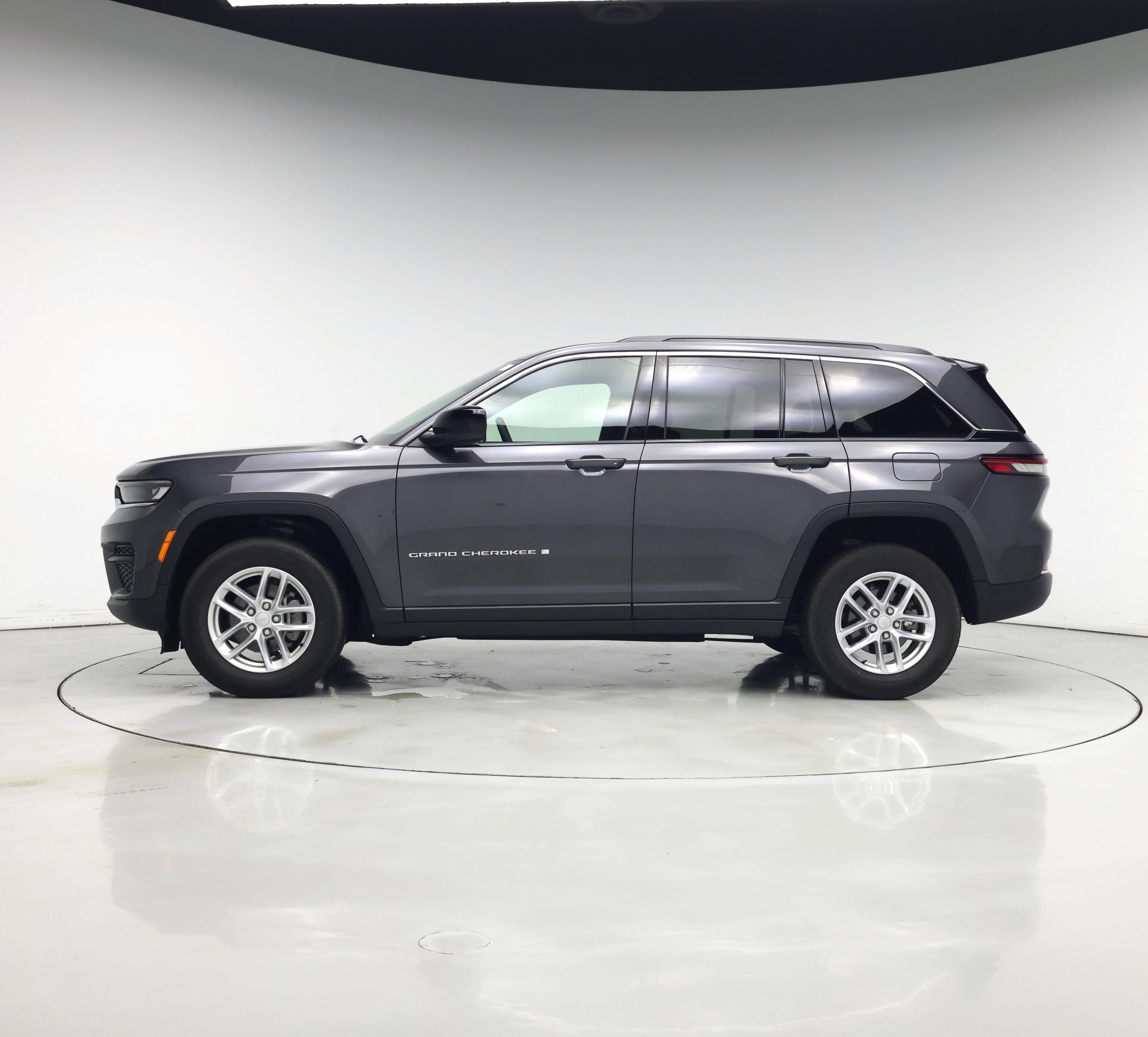 Thumbnail: 2024 Jeep Grand Cherokee - 3
