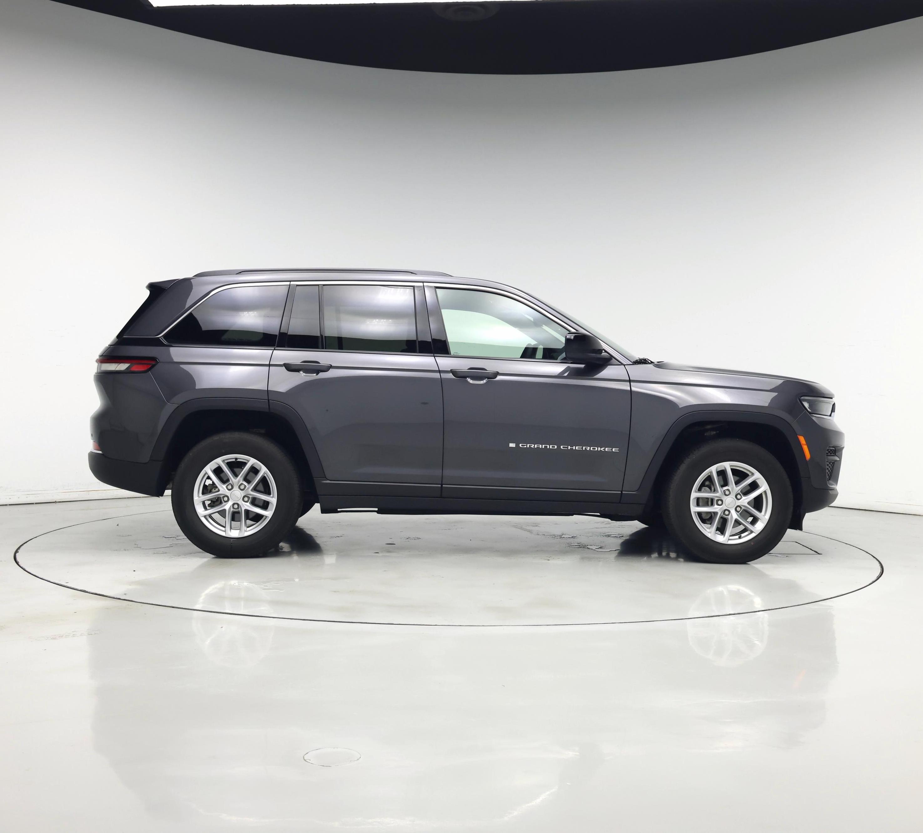 Thumbnail: 2024 Jeep Grand Cherokee - 7