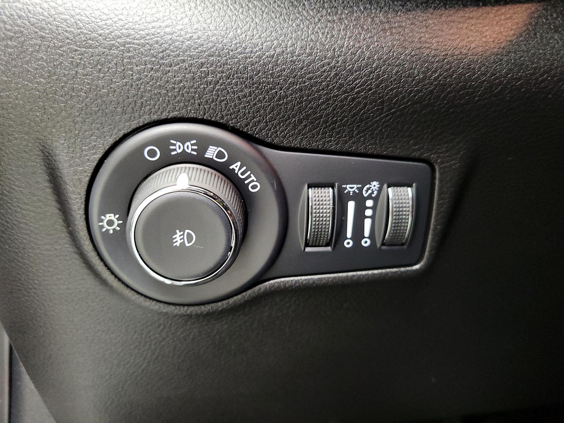 Thumbnail: 2024 Jeep Compass - 13