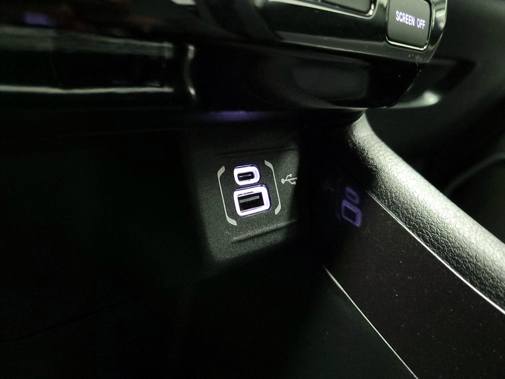 Thumbnail: 2024 Jeep Compass - 18