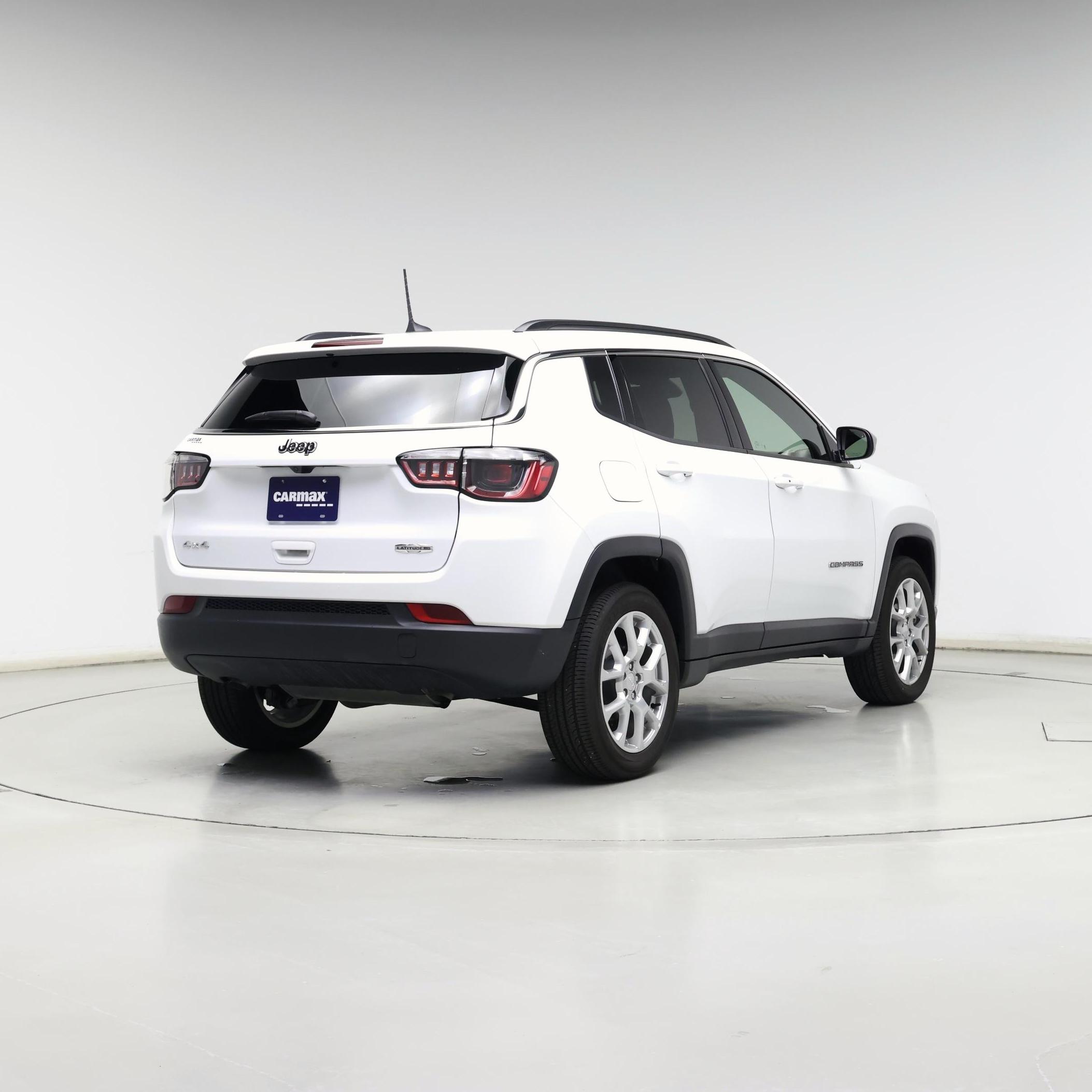 Thumbnail: 2024 Jeep Compass - 8