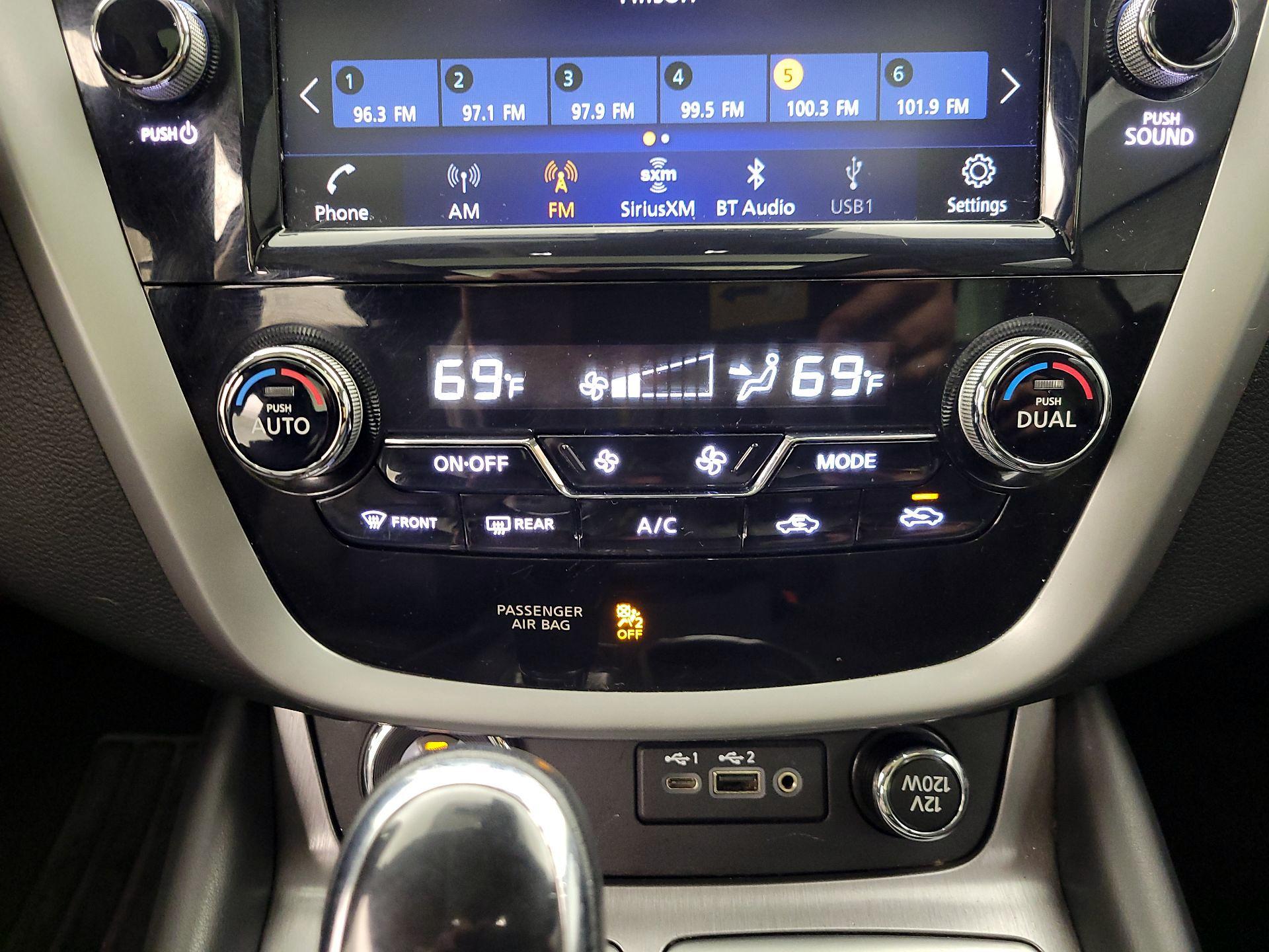 Thumbnail: 2020 Nissan Murano - 16