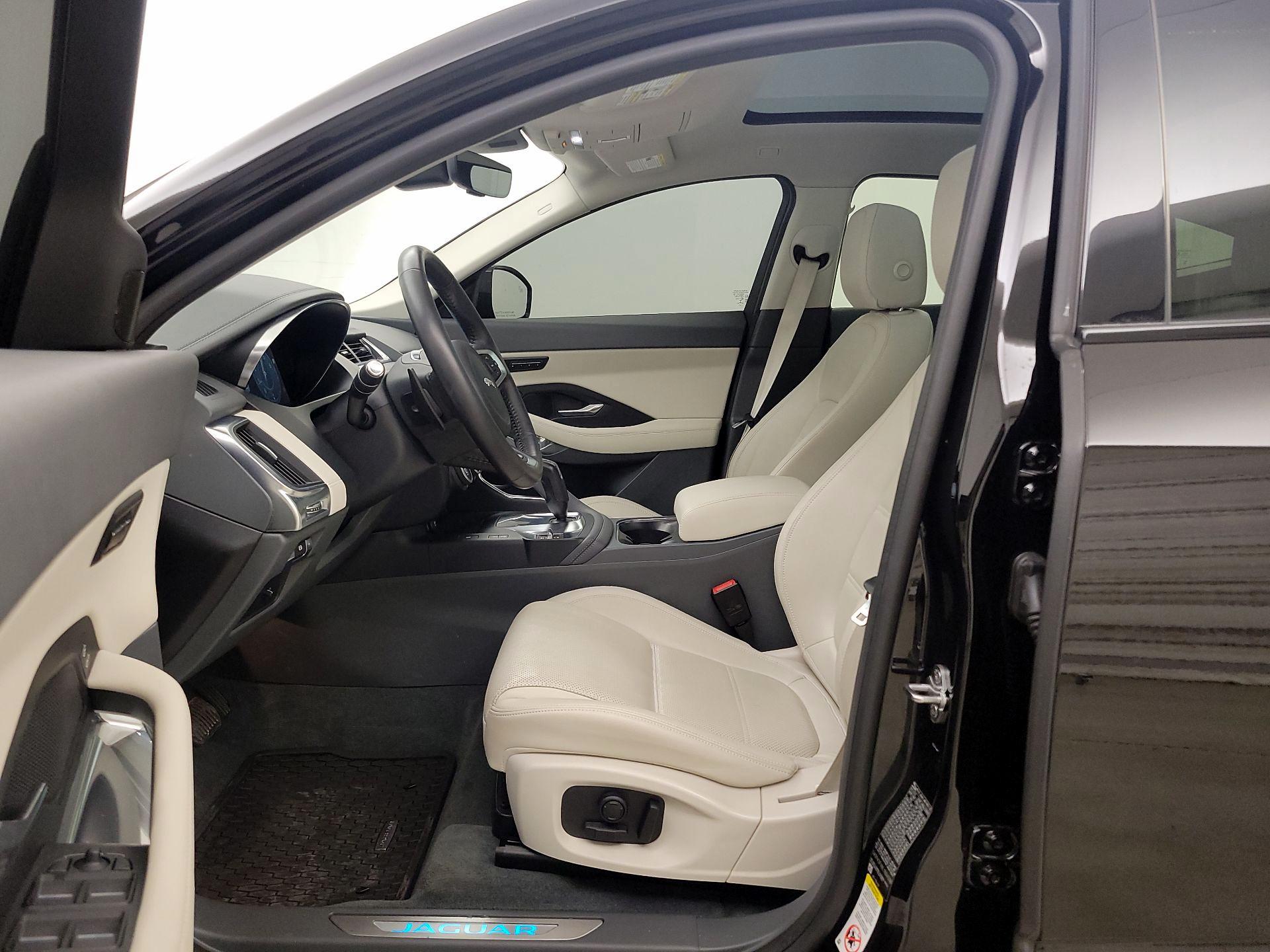 Thumbnail: 2020 Jaguar E-Pace - 11