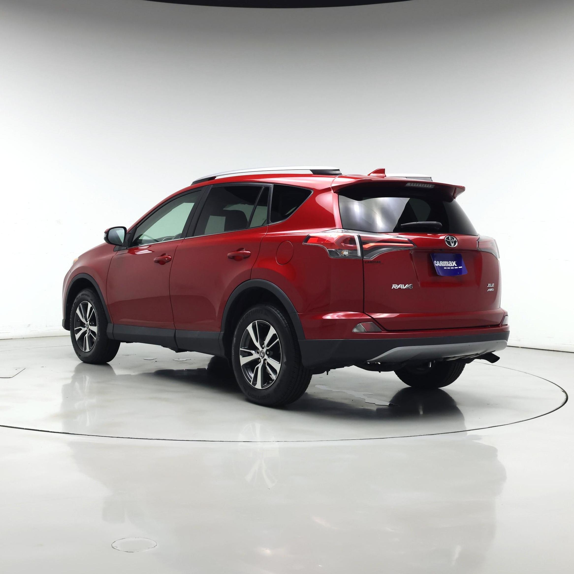 Thumbnail: 2017 Toyota RAV4 - 2