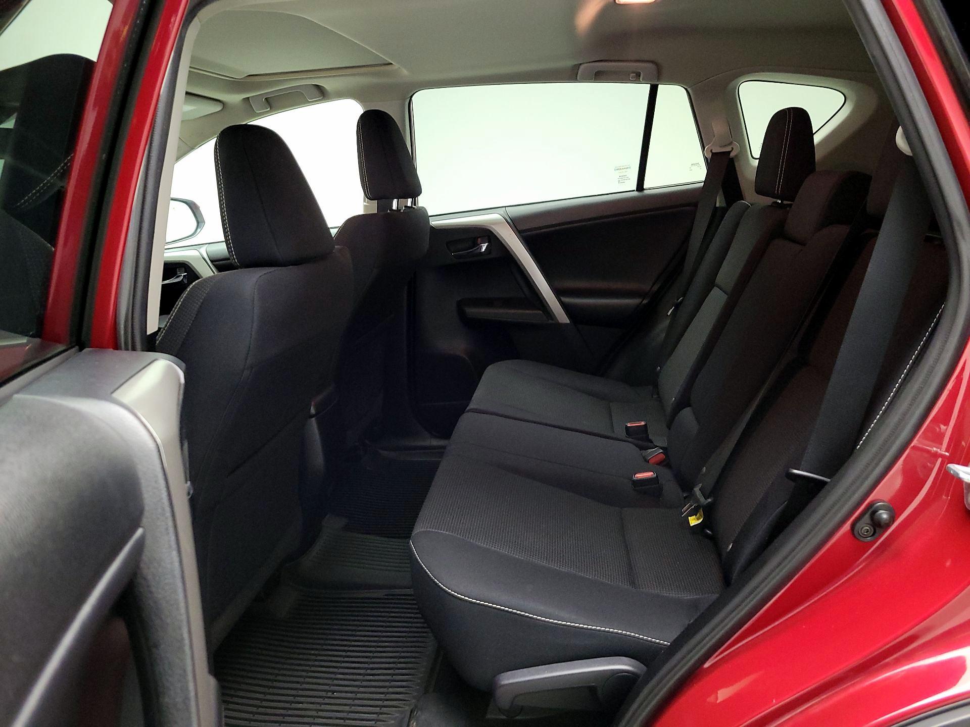 Thumbnail: 2017 Toyota RAV4 - 19