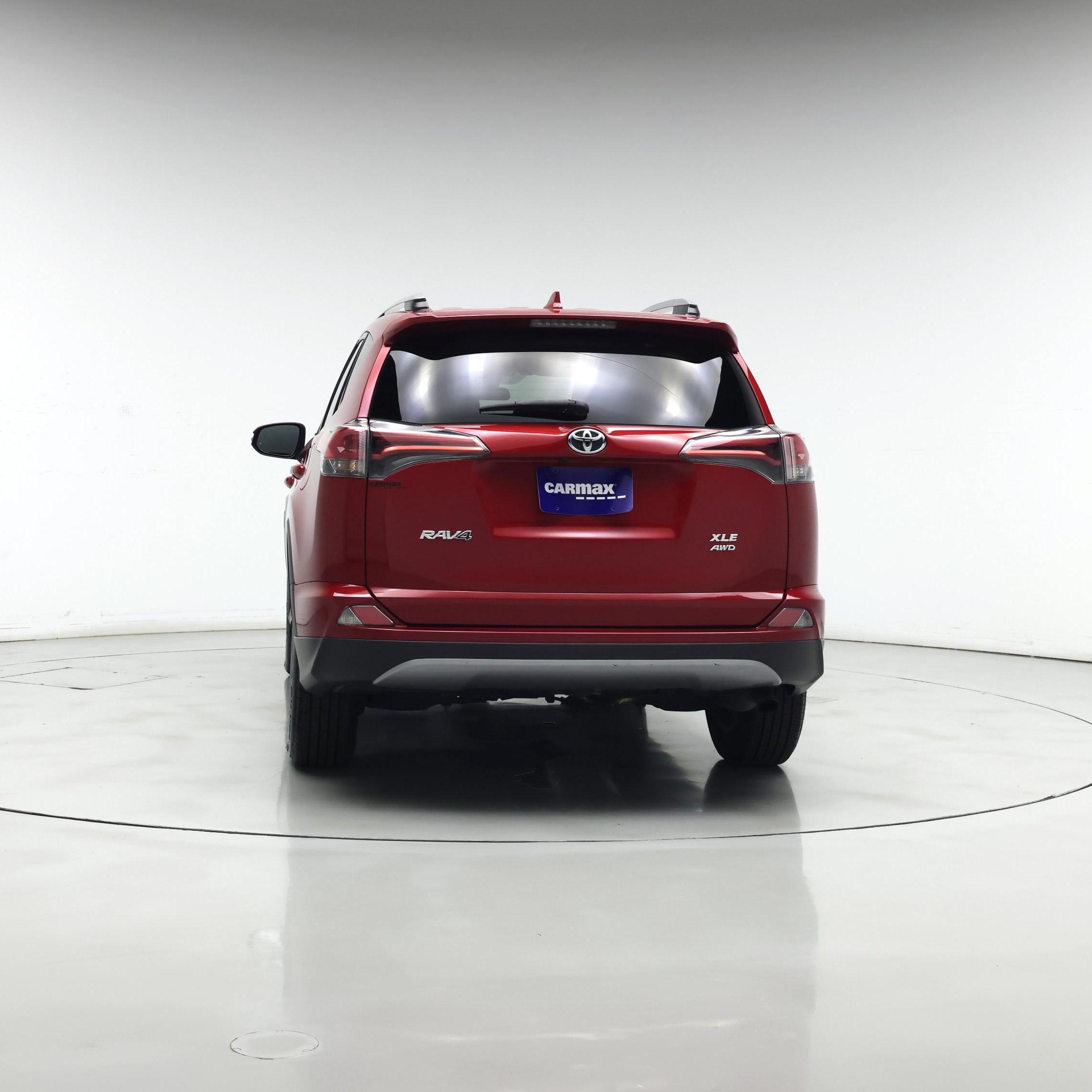 Thumbnail: 2017 Toyota RAV4 - 6