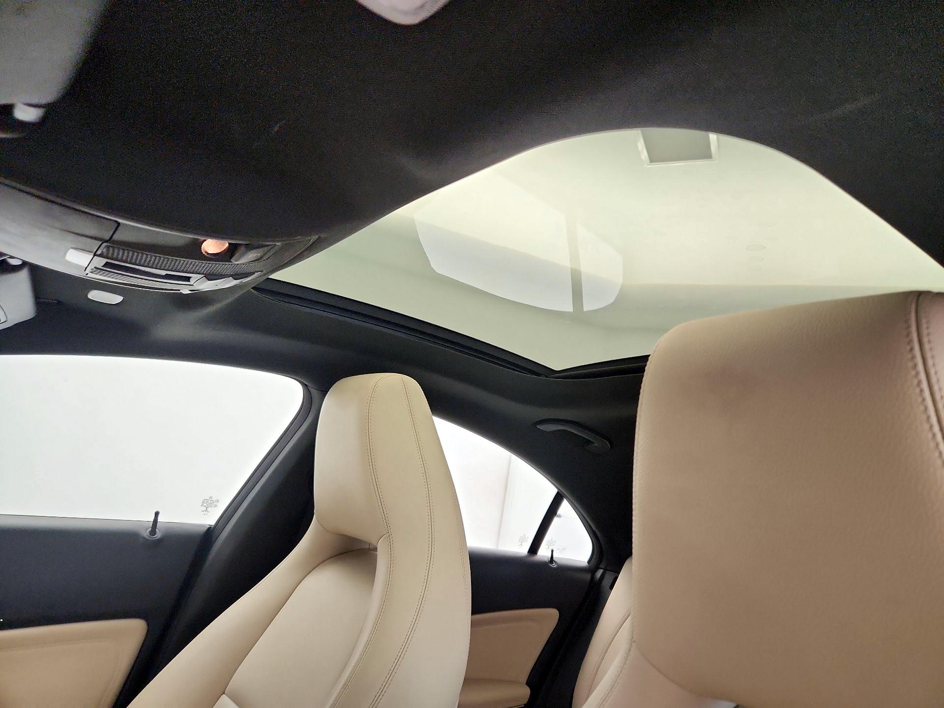 Thumbnail: 2018 Mercedes-Benz CLA - 19