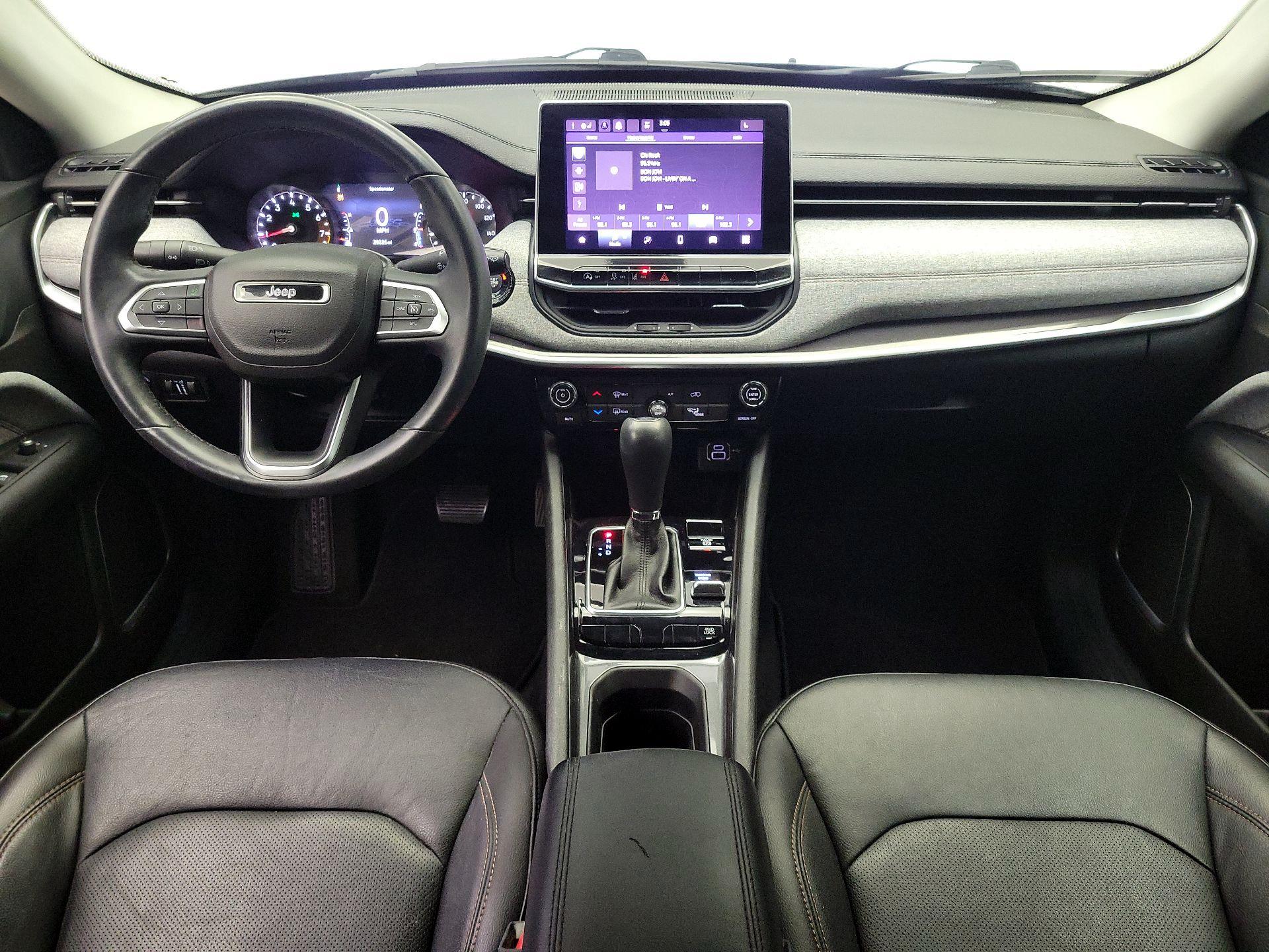 Thumbnail: 2022 Jeep Compass - 9