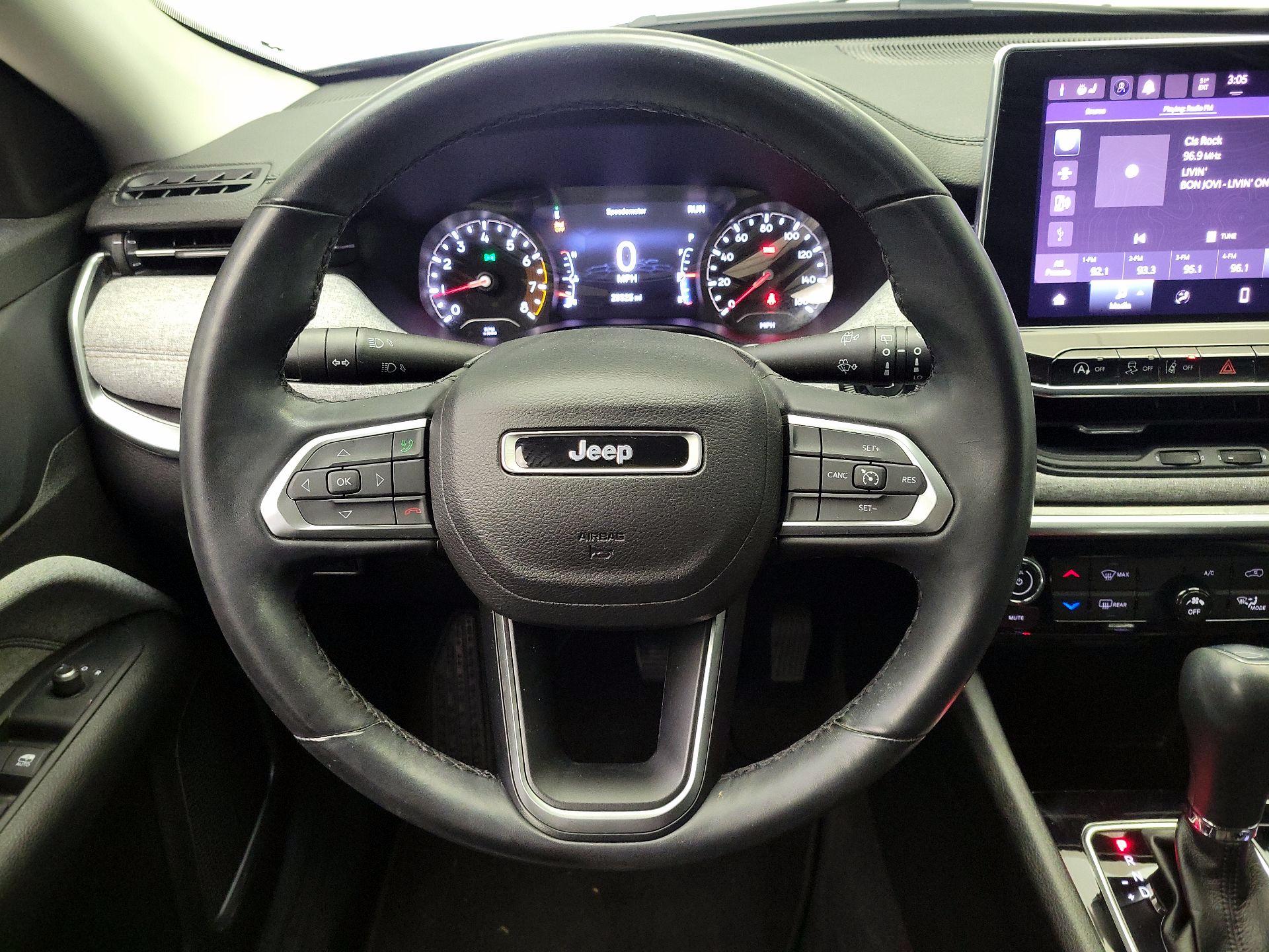 Thumbnail: 2022 Jeep Compass - 10