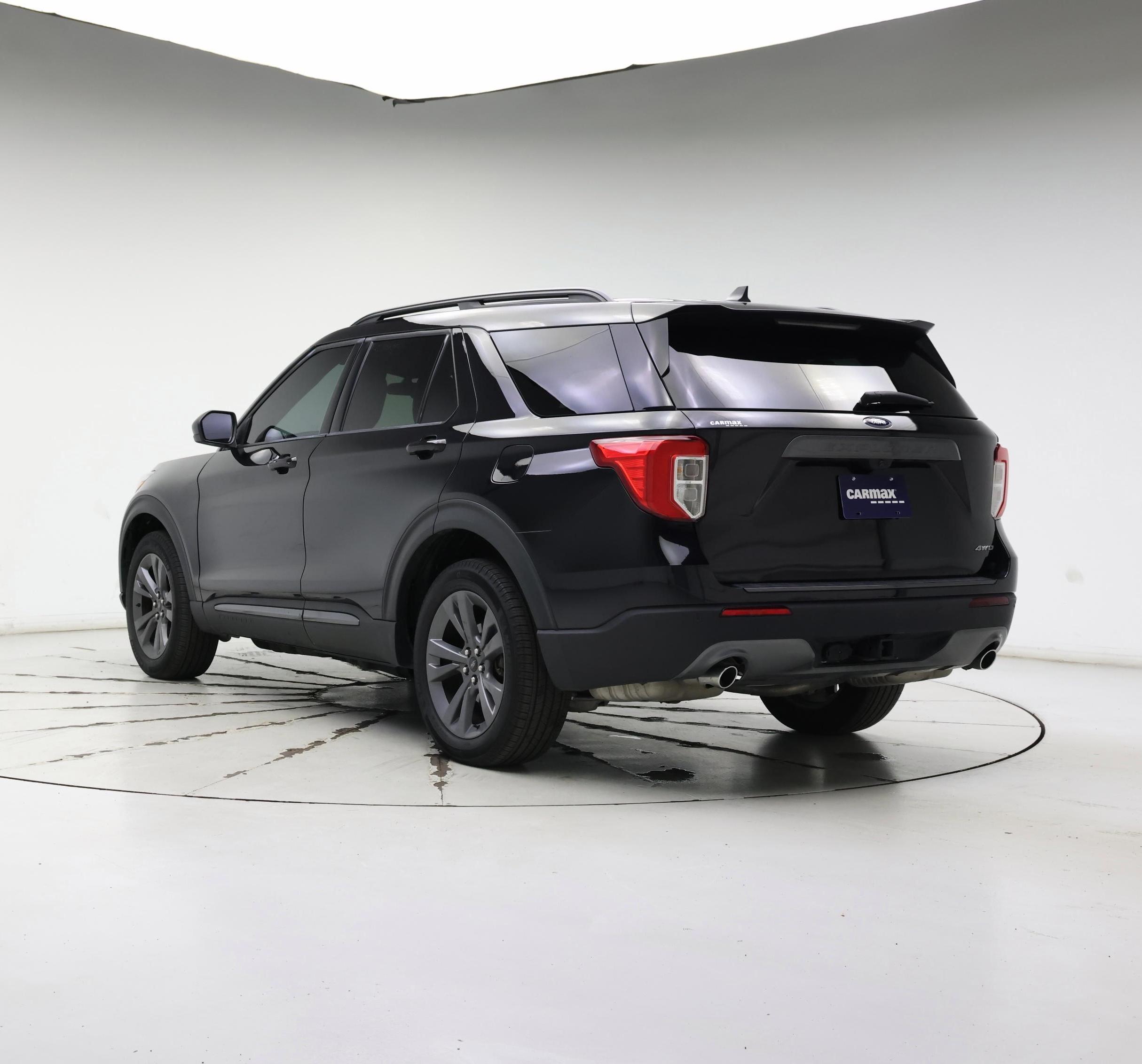 Thumbnail: 2023 Ford Explorer - 2