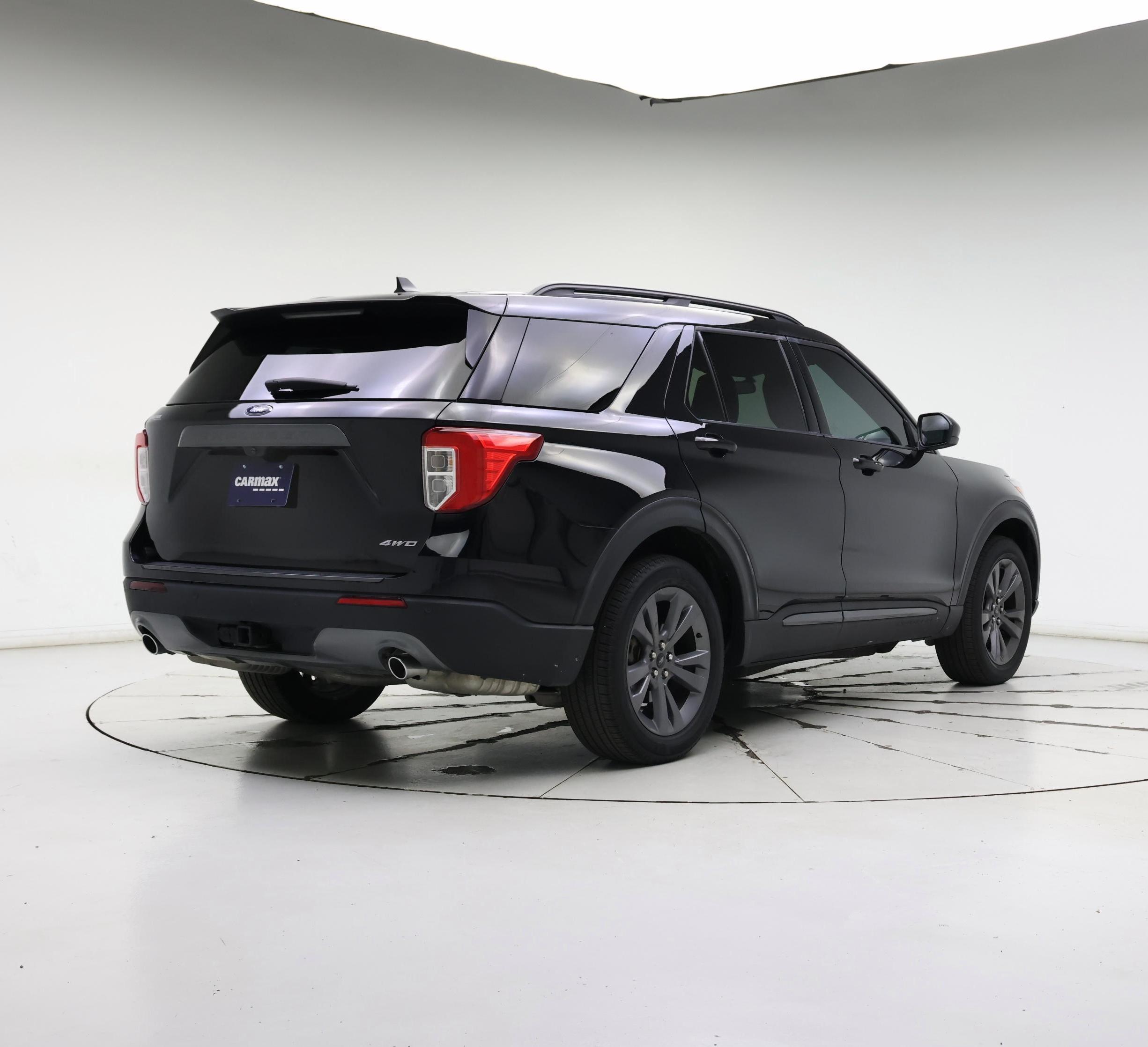 Thumbnail: 2023 Ford Explorer - 8