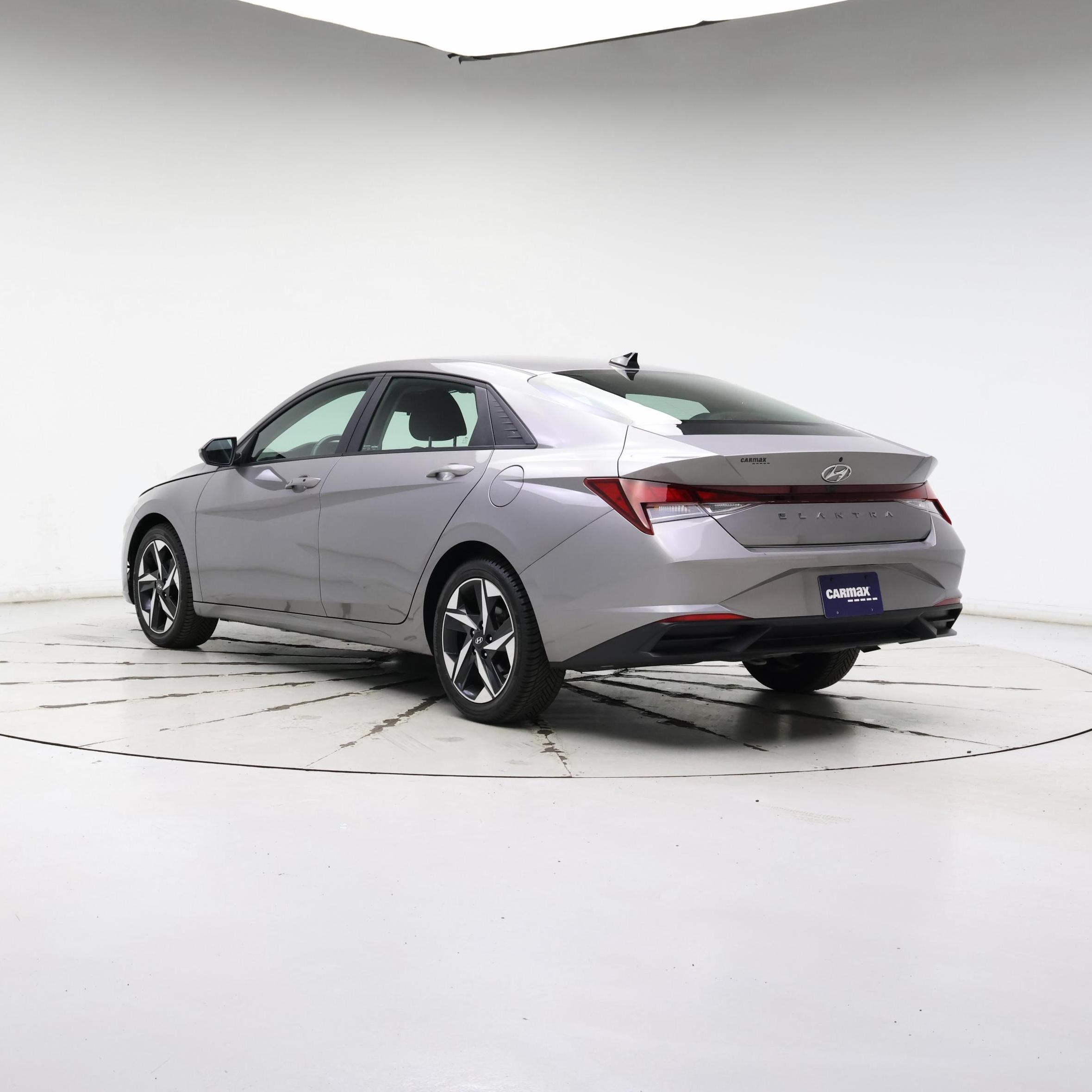 Thumbnail: 2023 Hyundai Elantra - 2