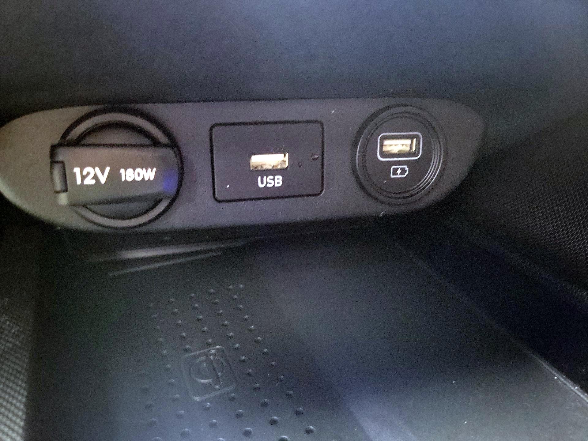 Thumbnail: 2023 Hyundai Elantra - 19