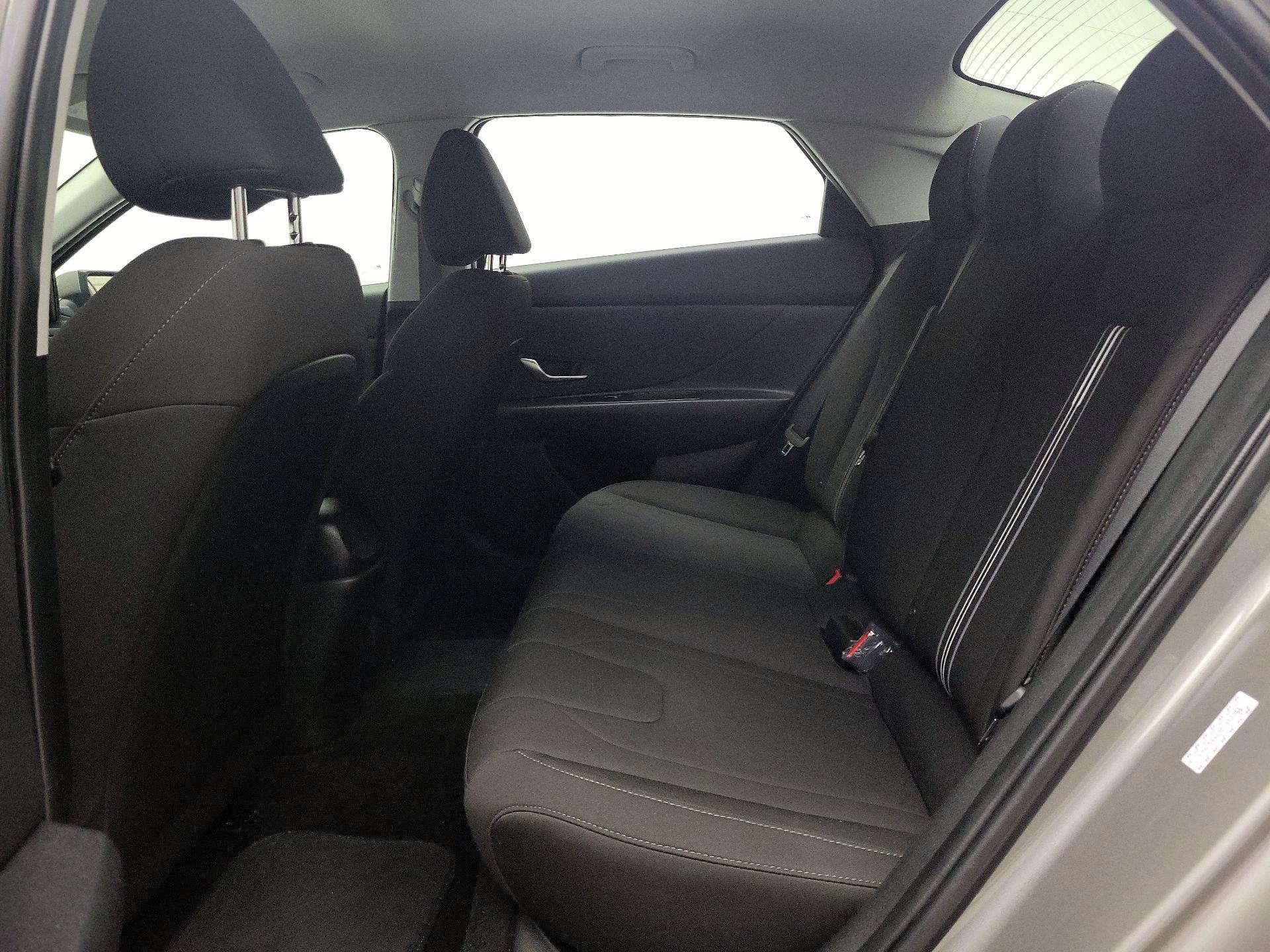 Thumbnail: 2023 Hyundai Elantra - 20