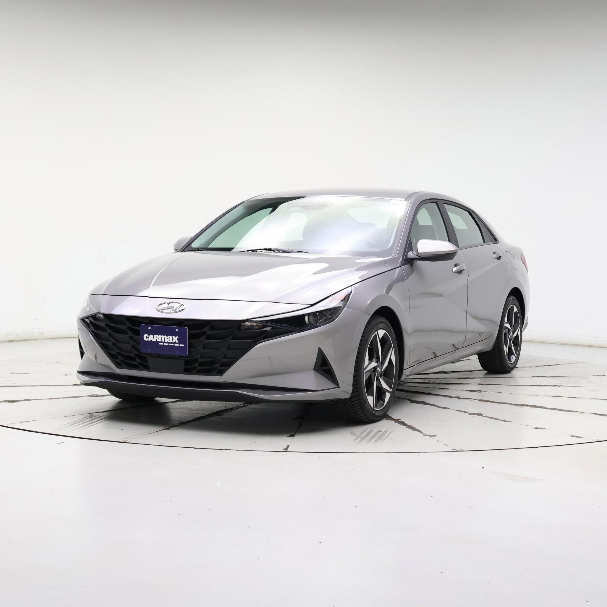 Thumbnail: 2023 Hyundai Elantra - 4