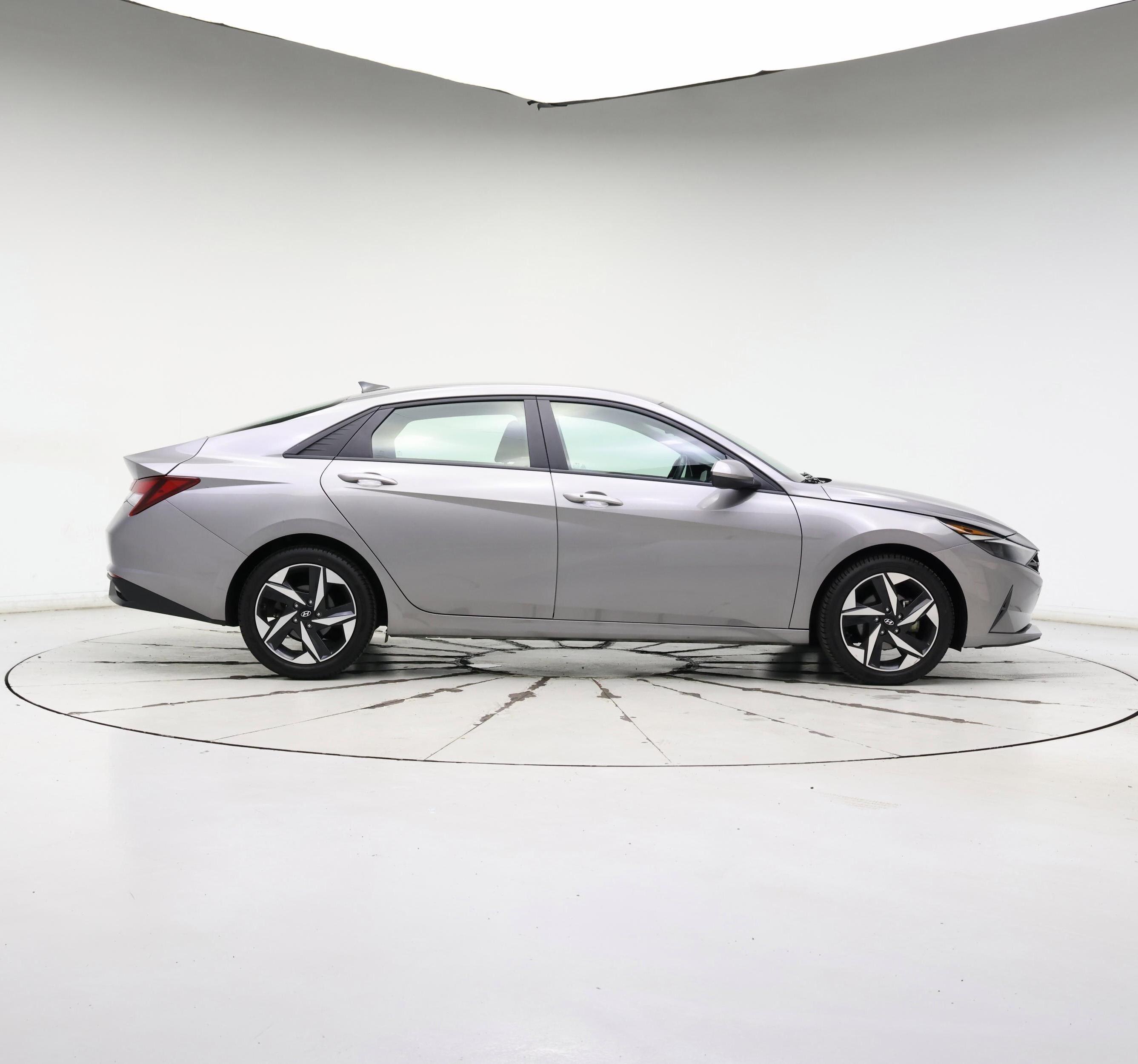 Thumbnail: 2023 Hyundai Elantra - 7