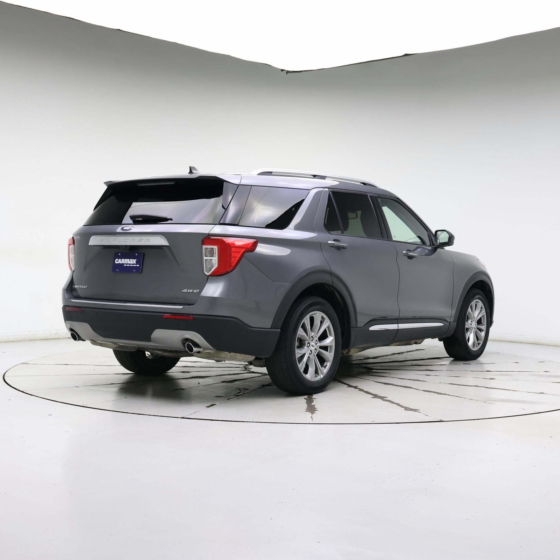 Thumbnail: 2023 Ford Explorer - 8