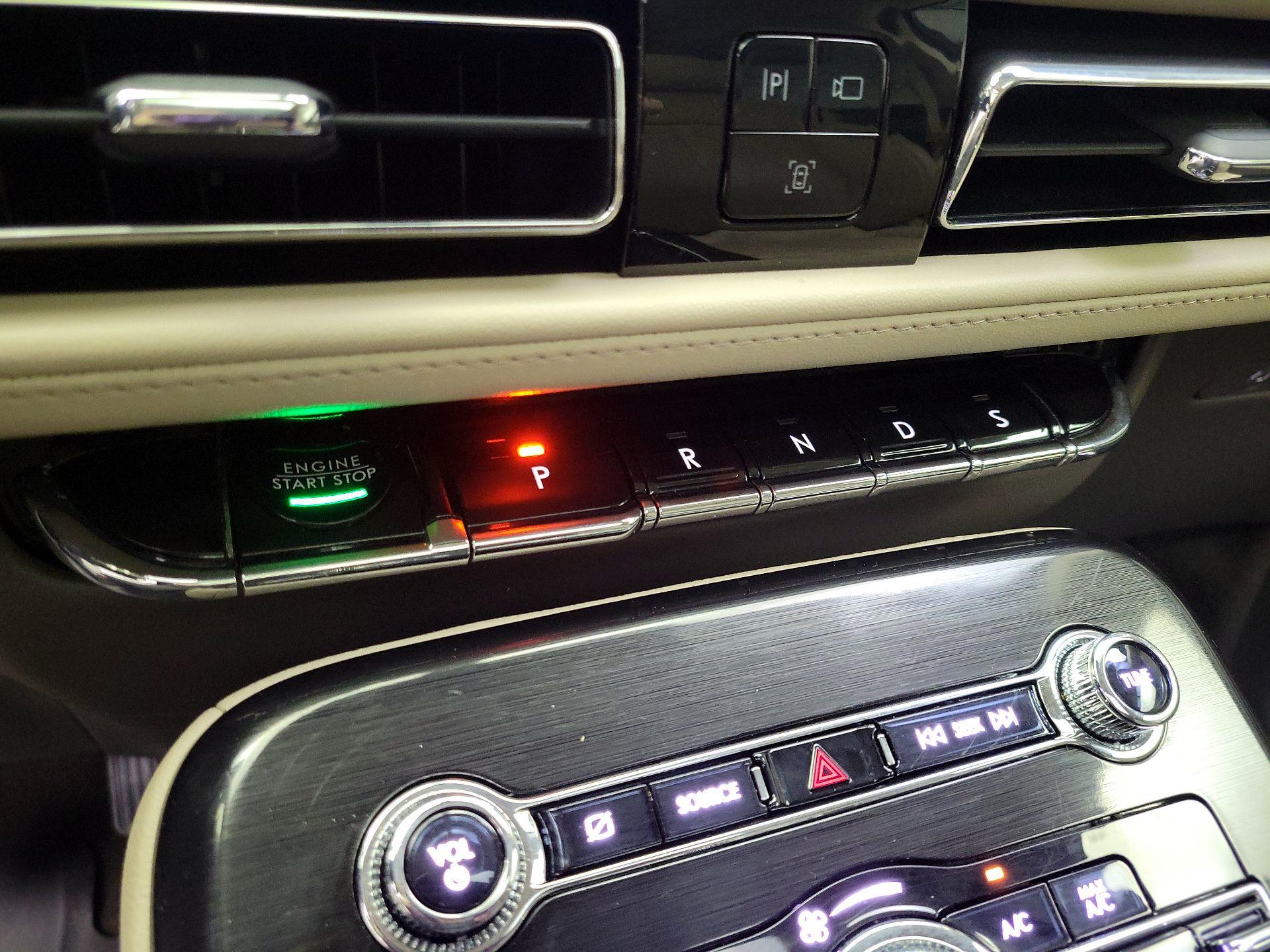 Thumbnail: 2022 Lincoln Nautilus - 18