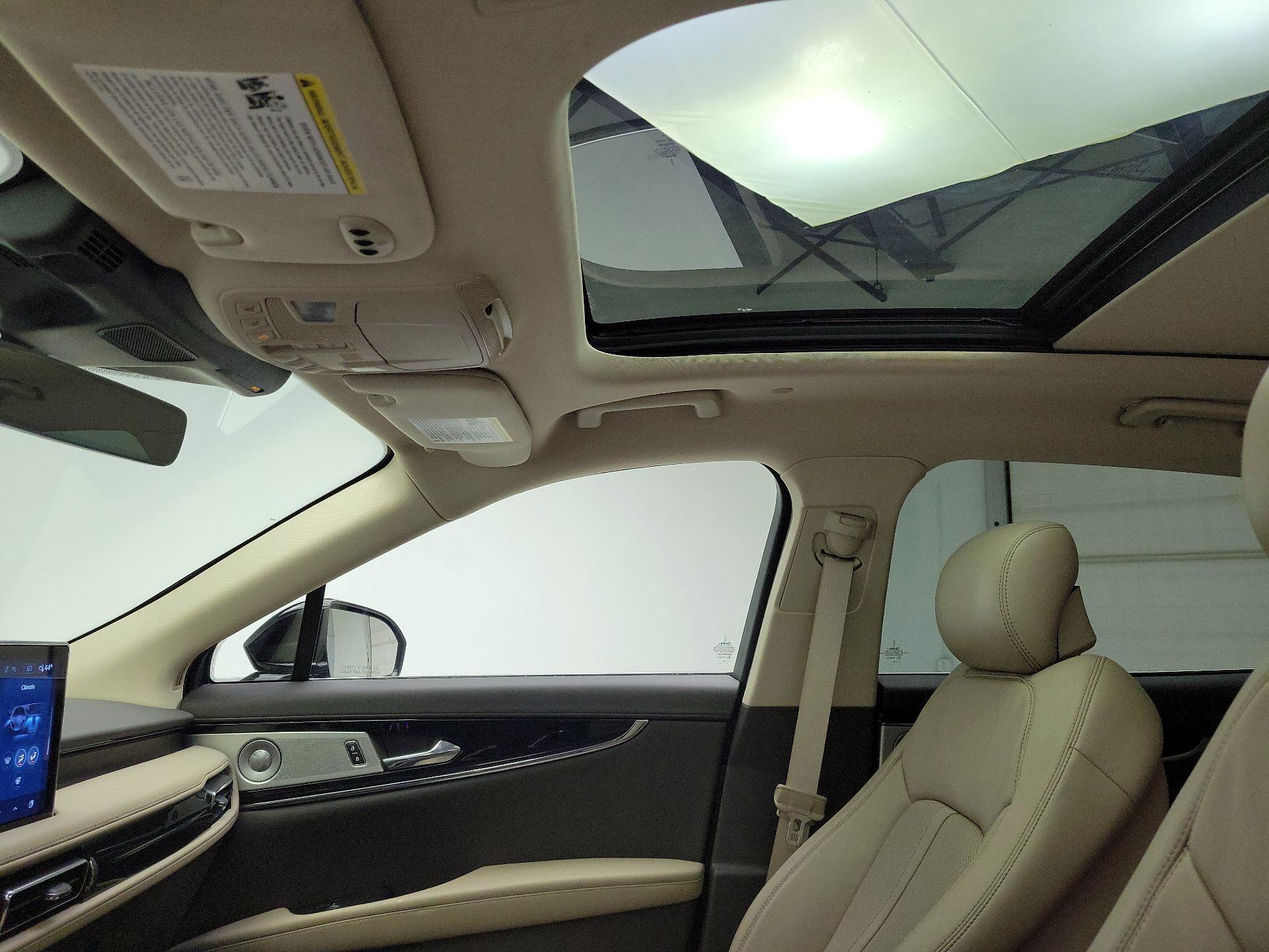 Thumbnail: 2022 Lincoln Nautilus - 20