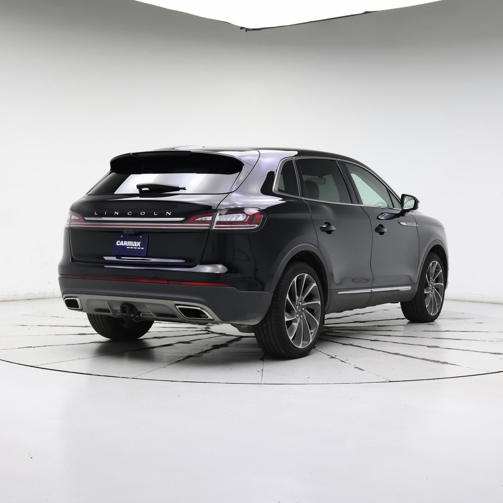 Thumbnail: 2022 Lincoln Nautilus - 8