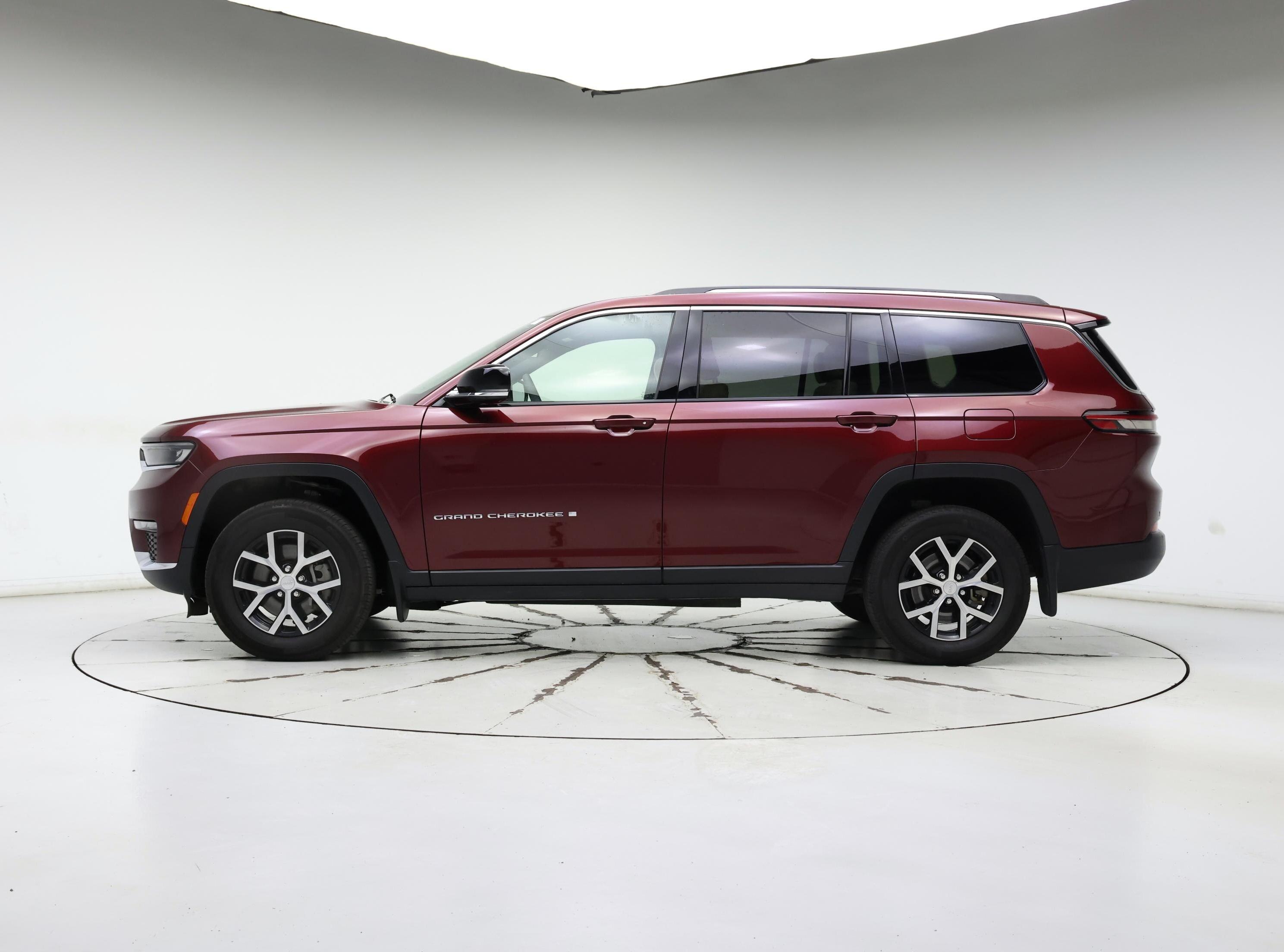 Thumbnail: 2023 Jeep Grand Cherokee L - 3