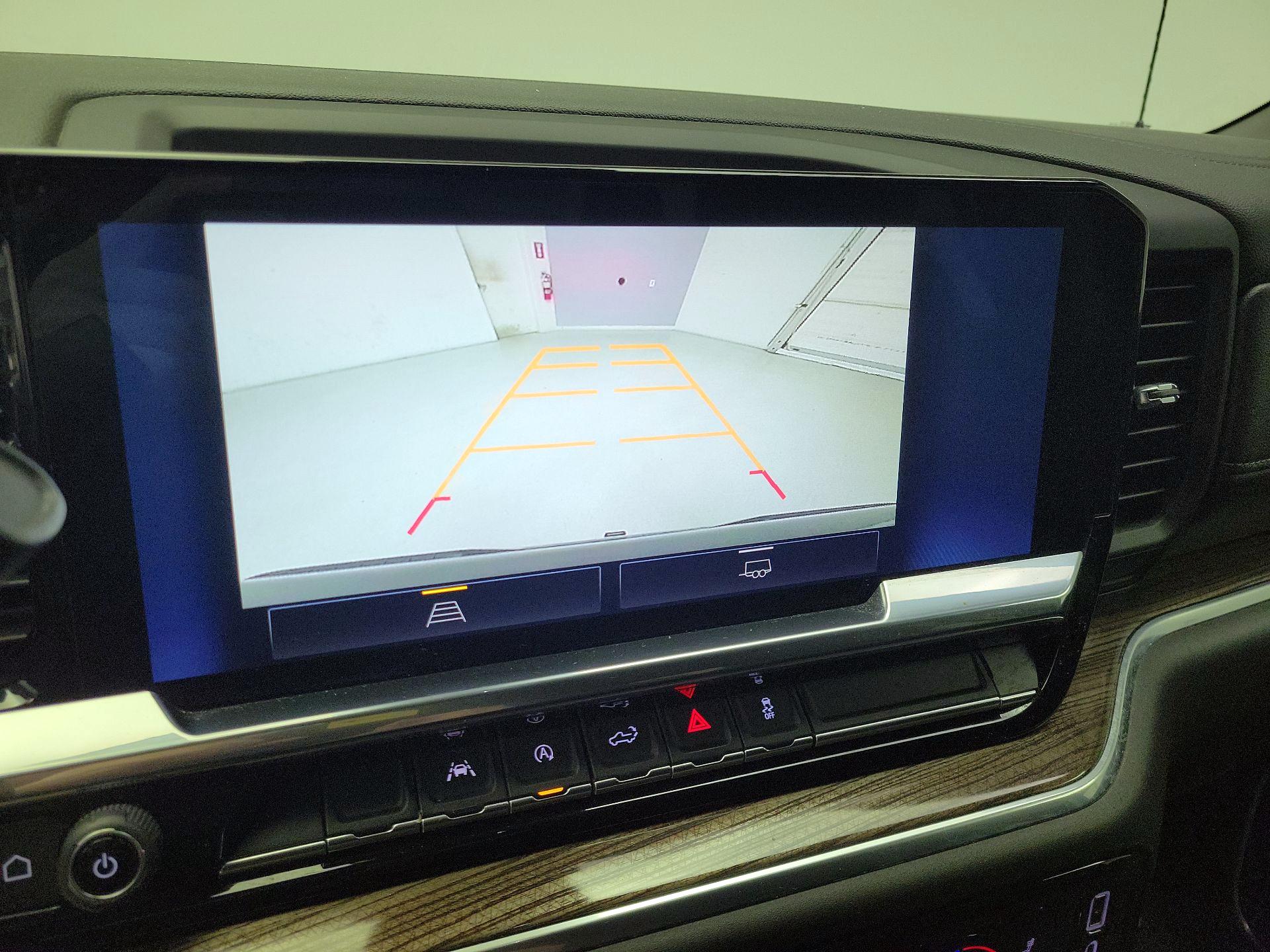 Thumbnail: 2022 Chevrolet Silverado 1500 - 15