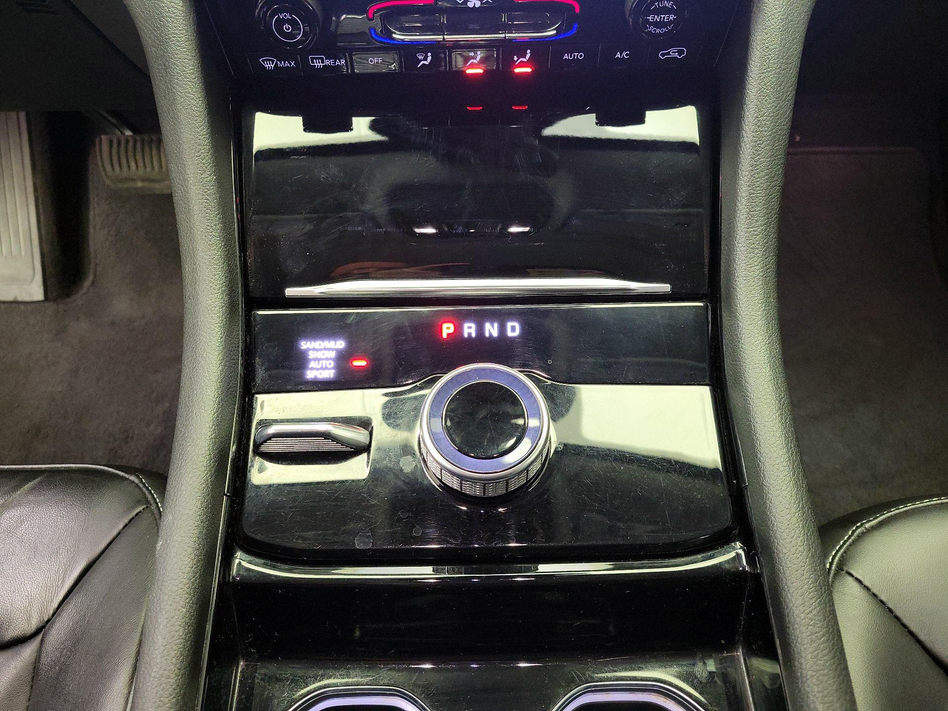 Thumbnail: 2022 Jeep Grand Cherokee - 18