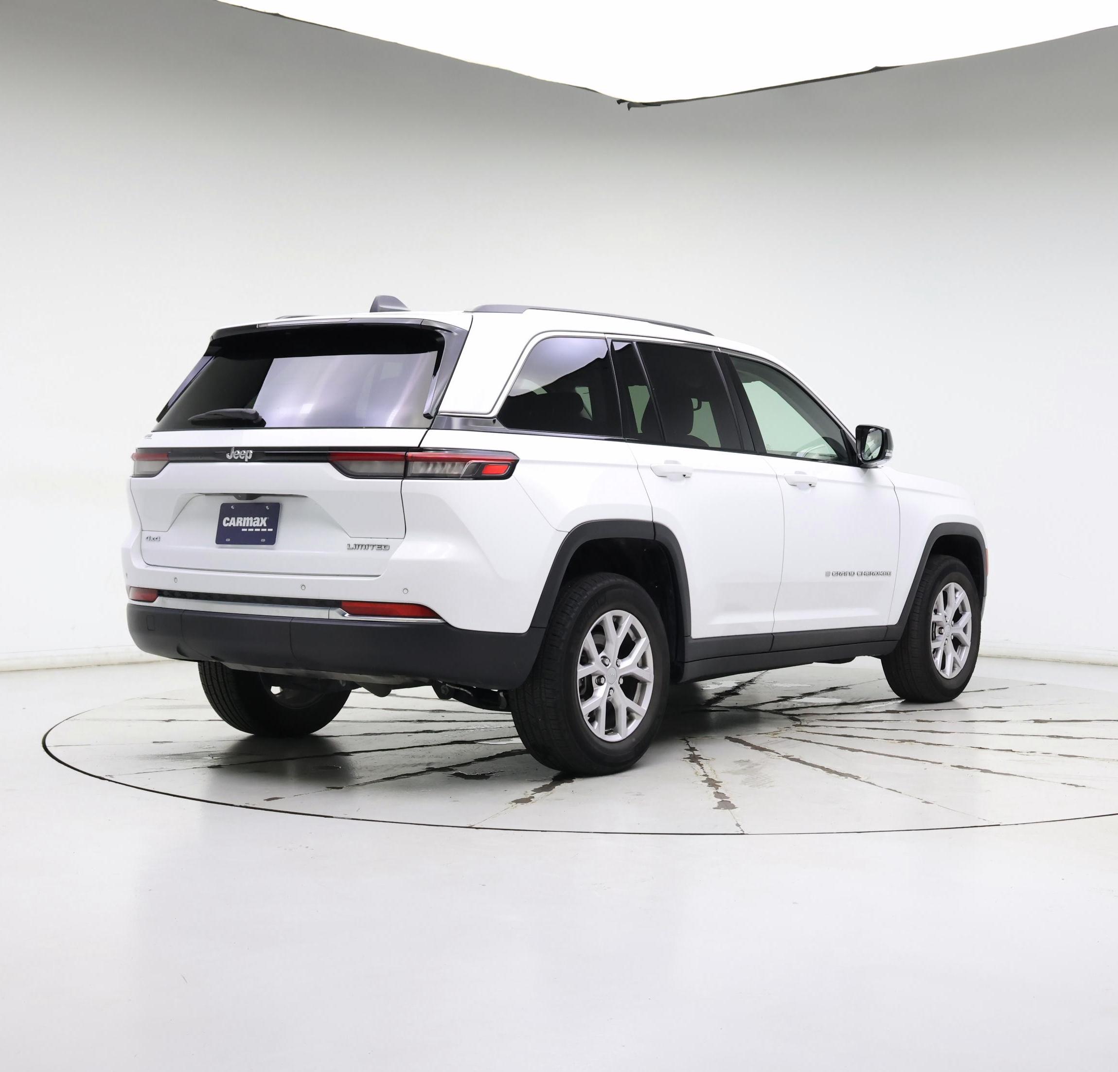 Thumbnail: 2022 Jeep Grand Cherokee - 8