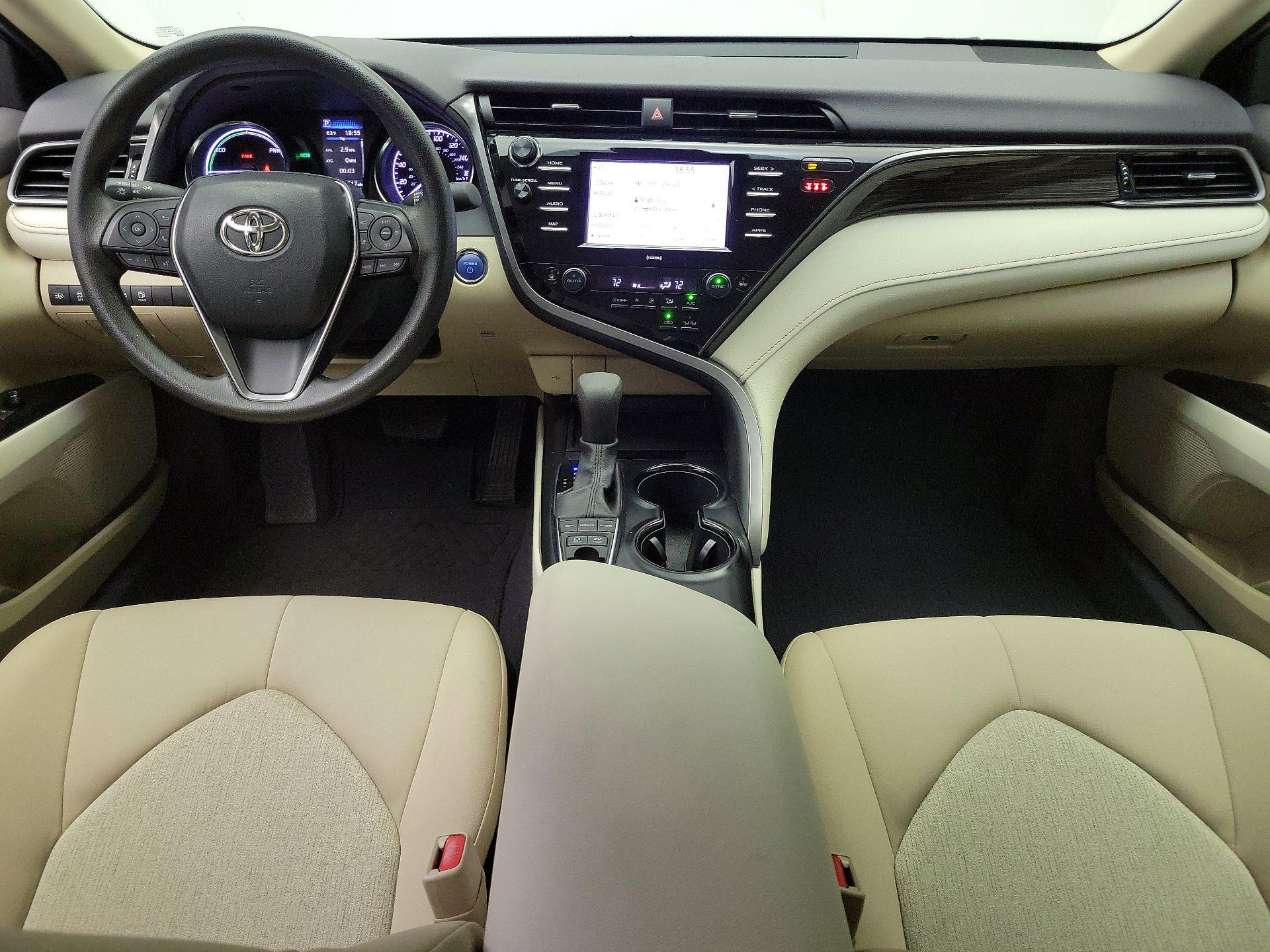 Thumbnail: 2020 Toyota Camry - 9