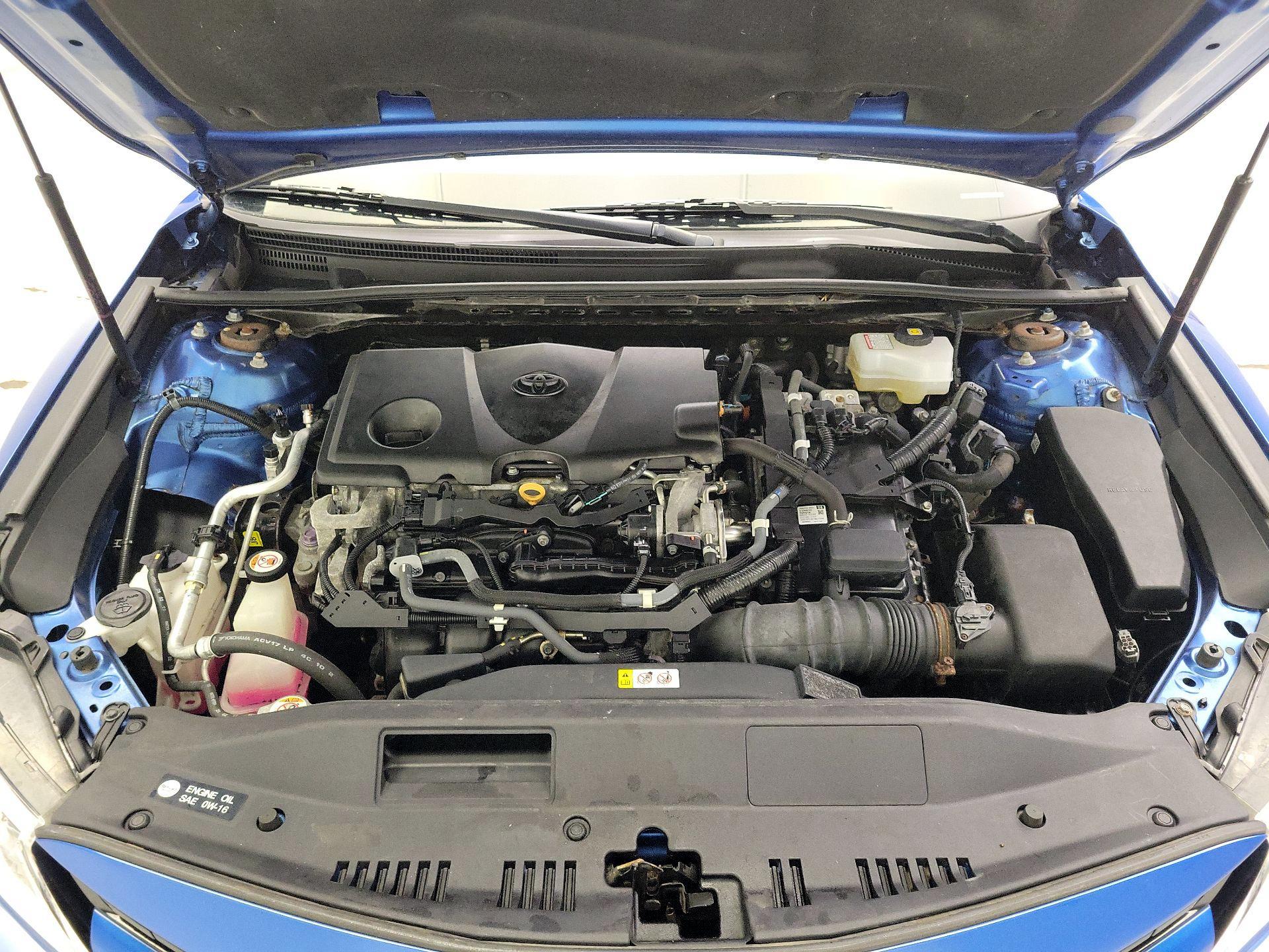 Thumbnail: 2020 Toyota Camry - 20