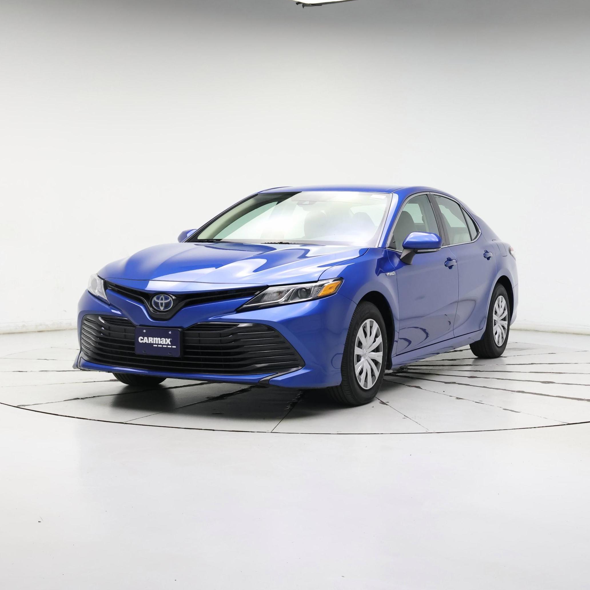 Thumbnail: 2020 Toyota Camry - 4