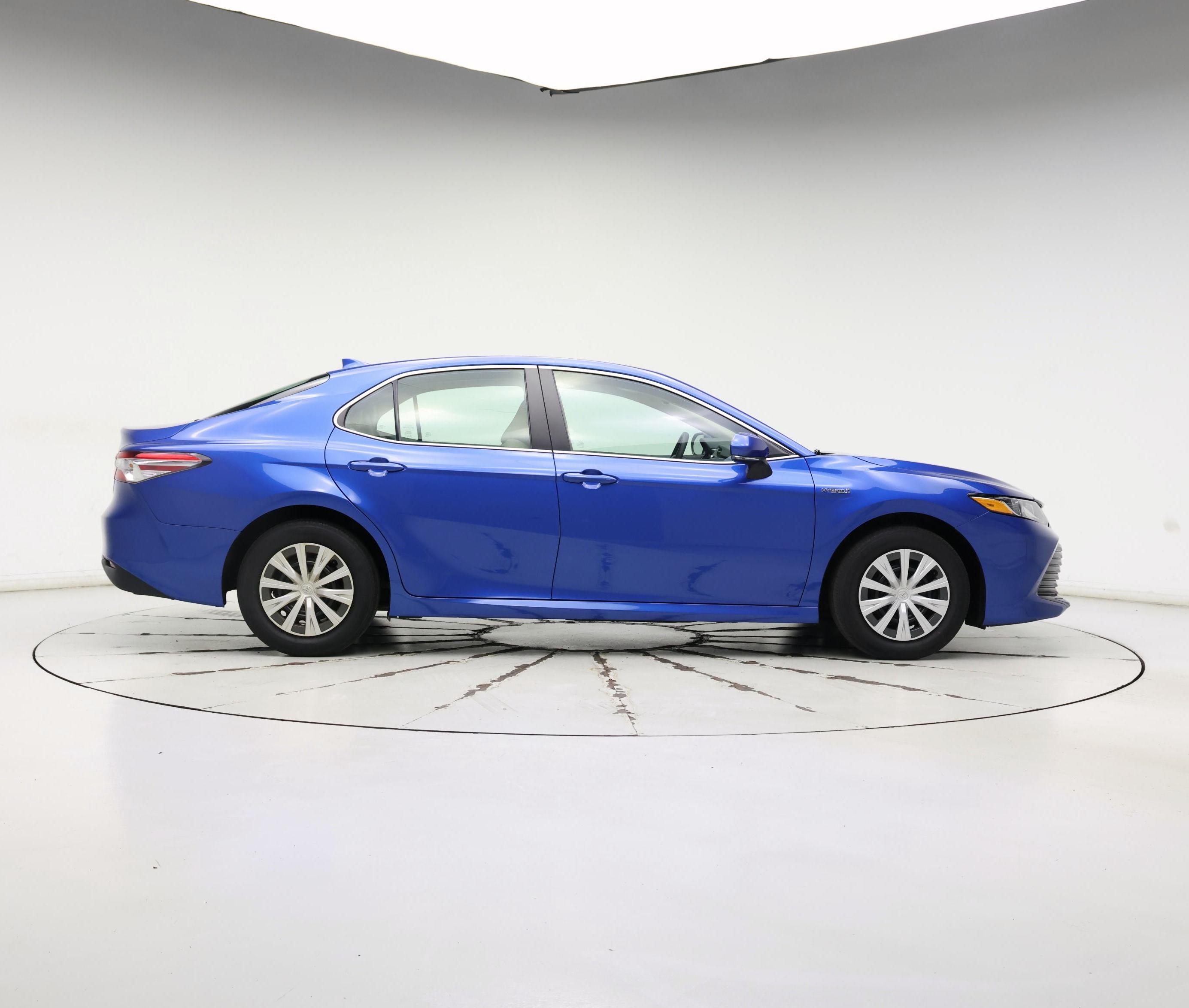 Thumbnail: 2020 Toyota Camry - 7