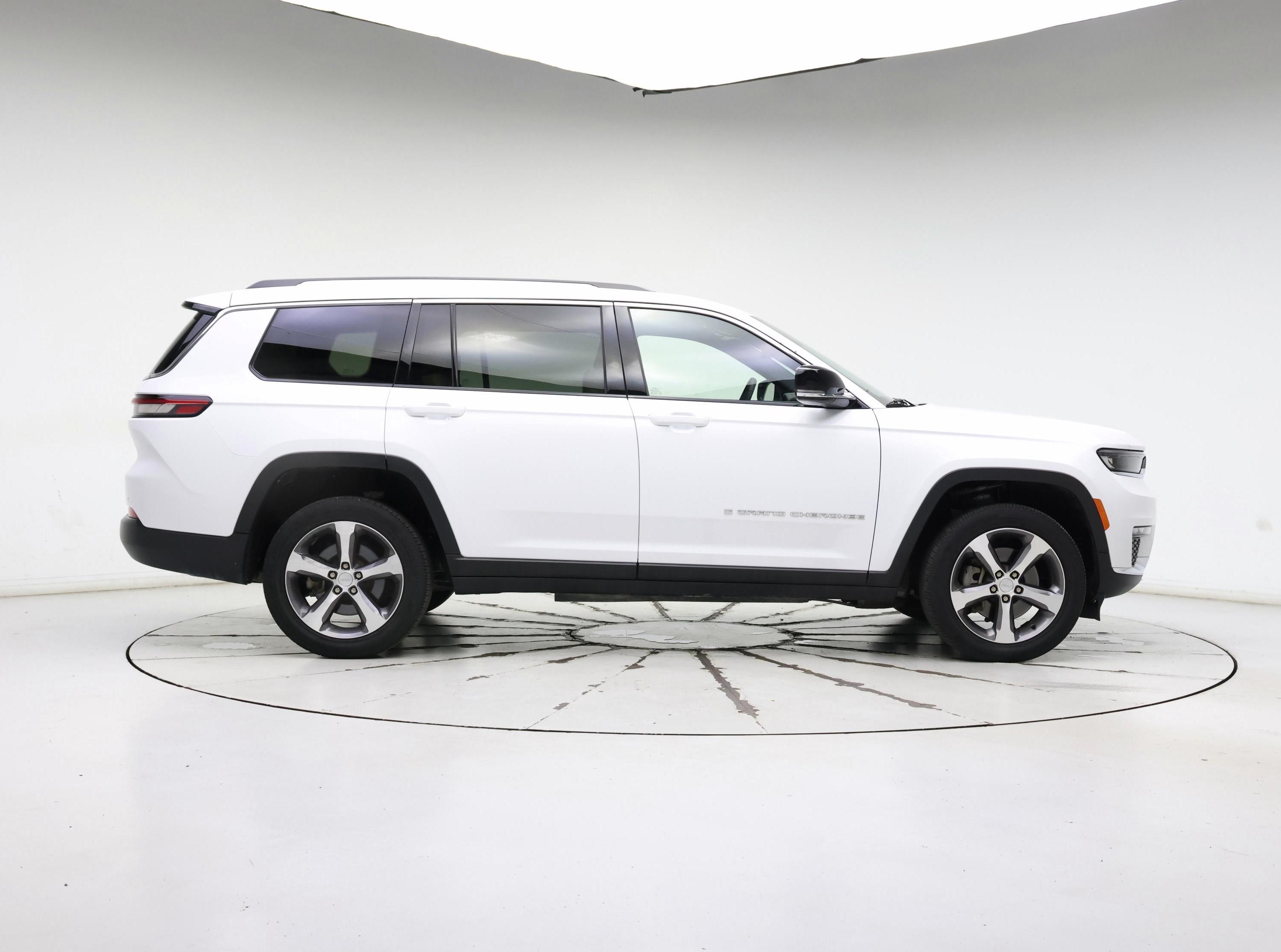 Thumbnail: 2023 Jeep Grand Cherokee L - 7