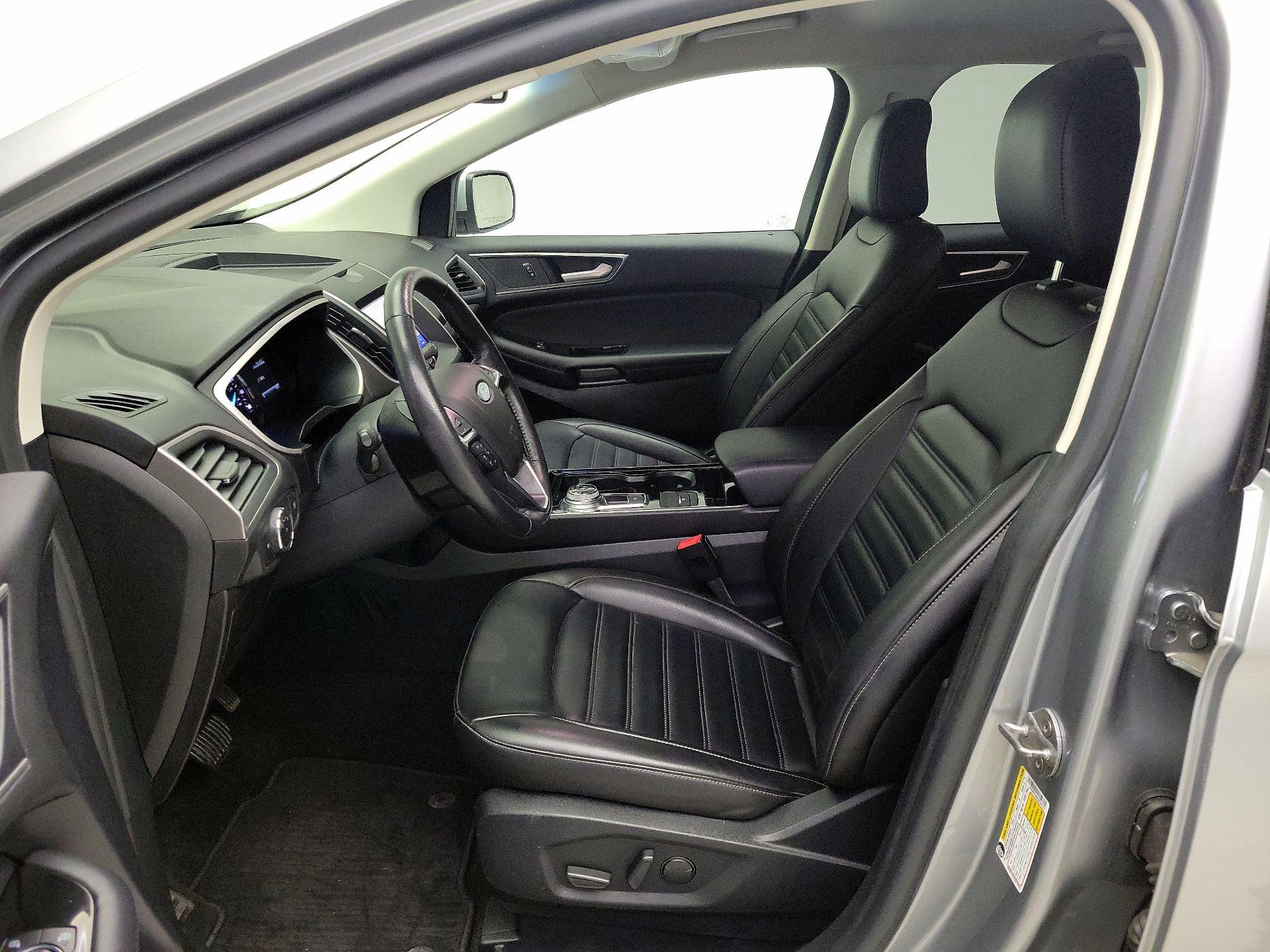 Thumbnail: 2020 Ford Edge - 11