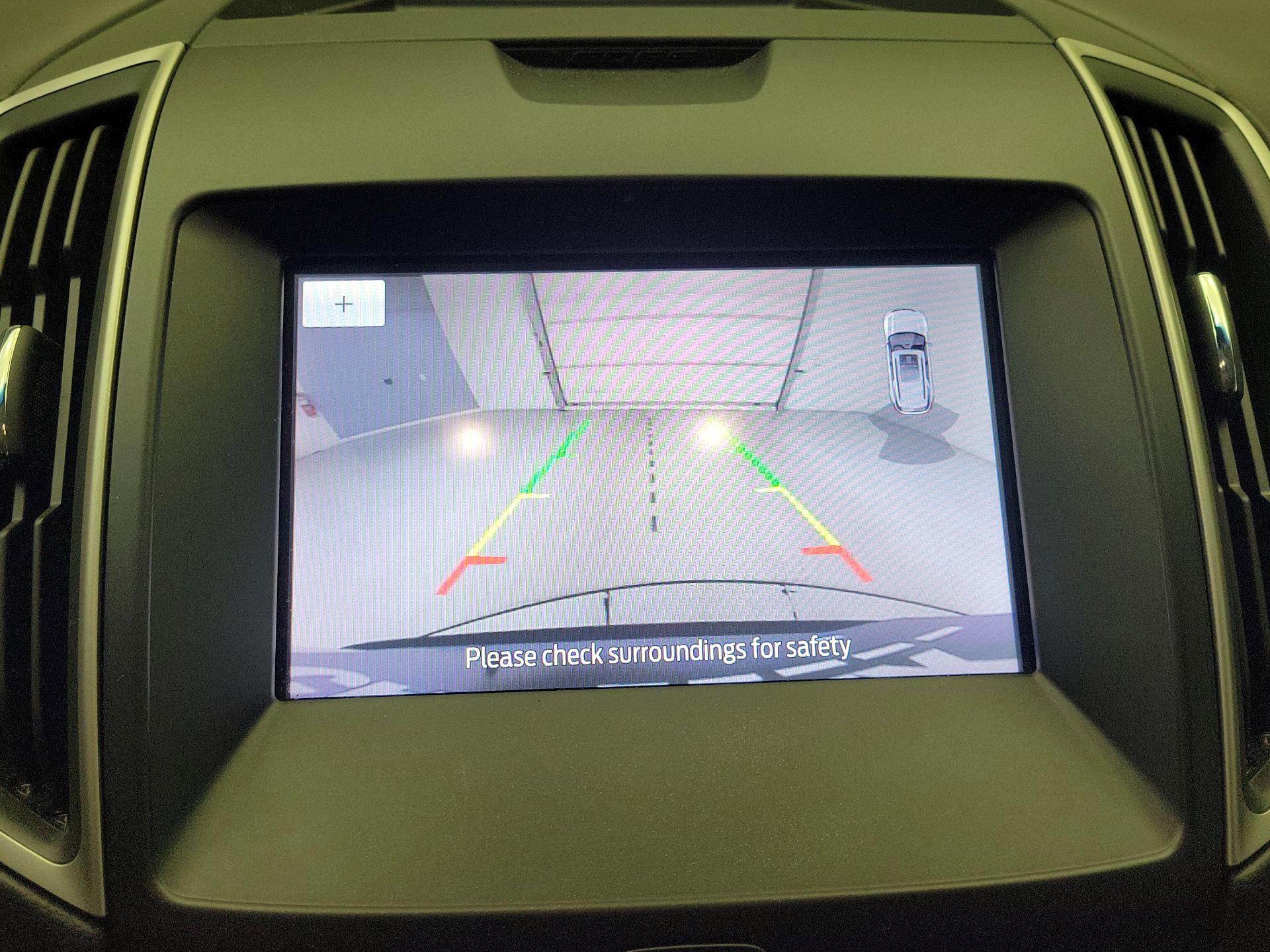 Thumbnail: 2020 Ford Edge - 14