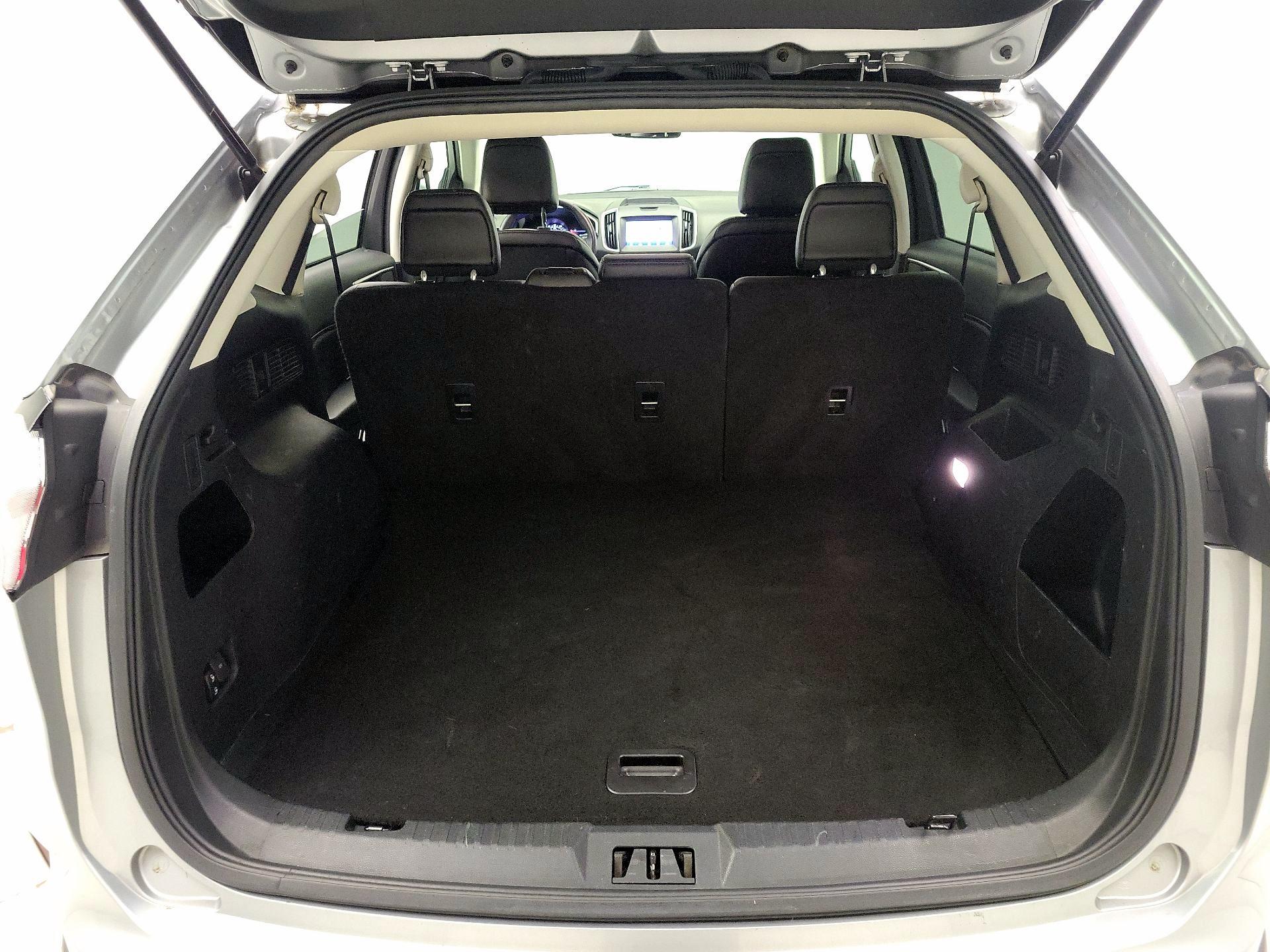 Thumbnail: 2020 Ford Edge - 20