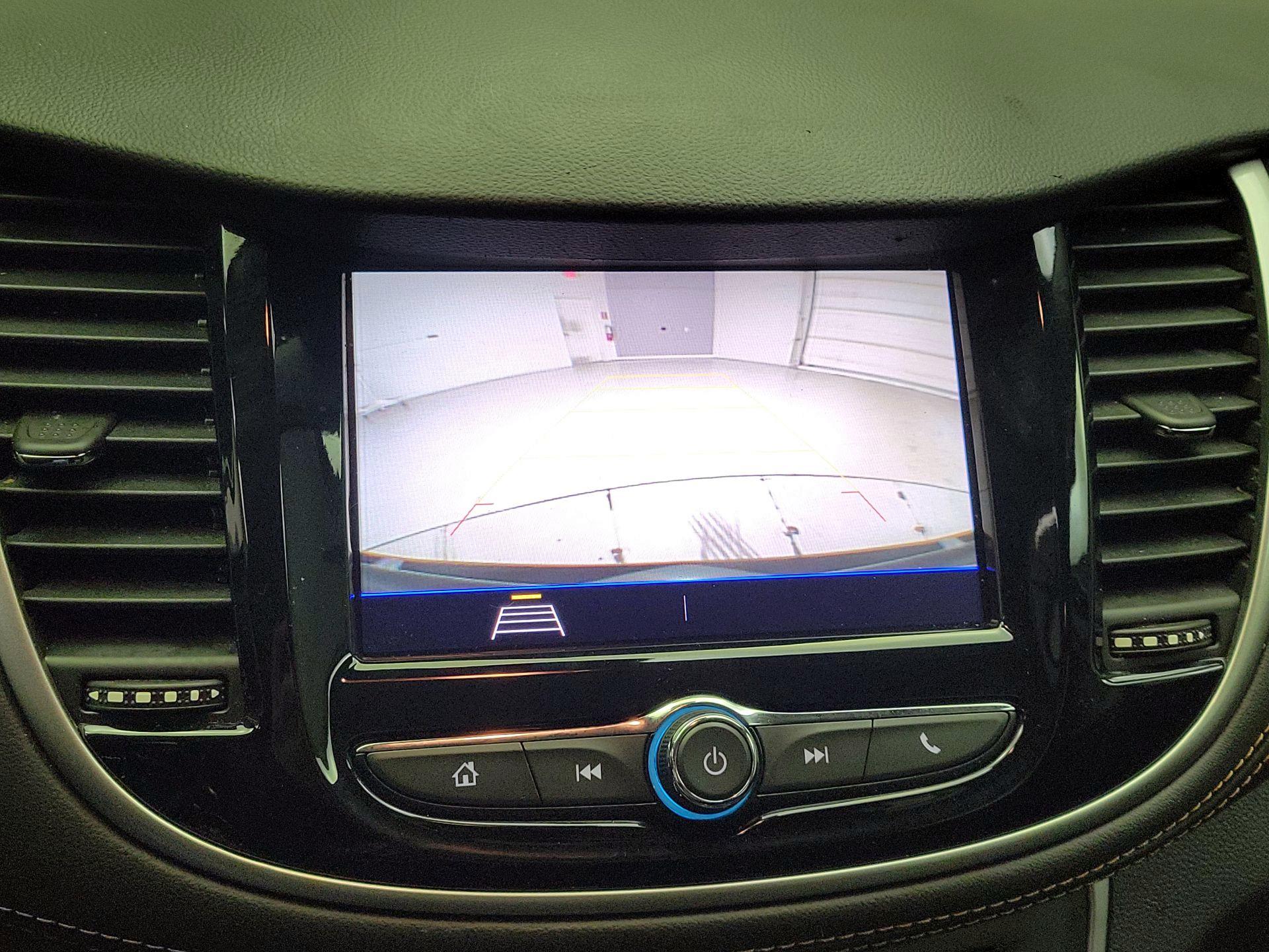 Thumbnail: 2020 Chevrolet Trax - 14