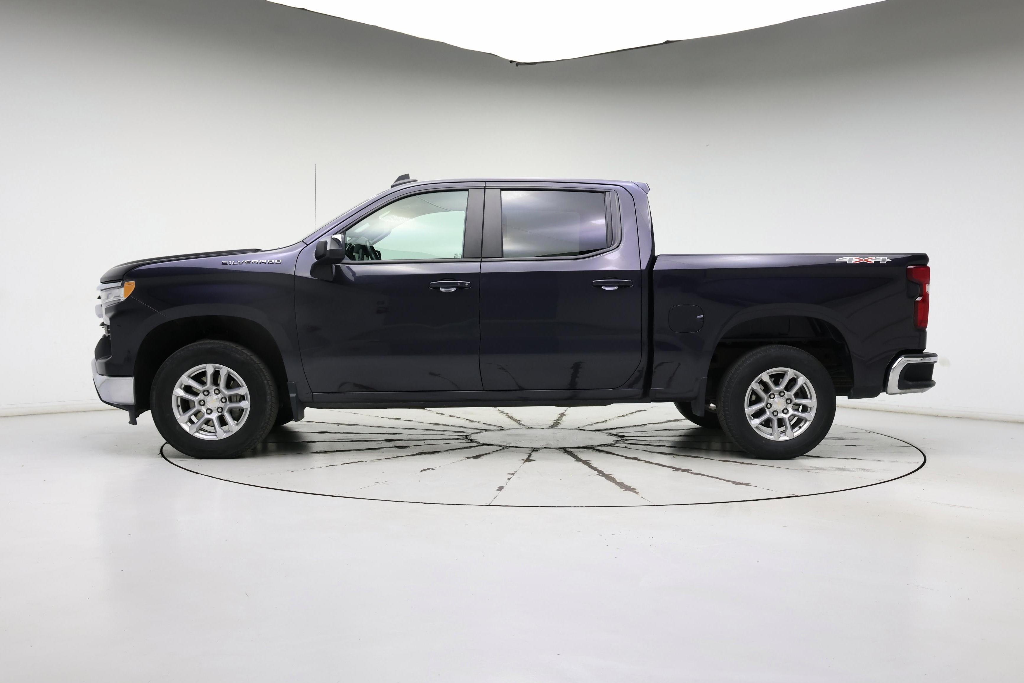 Thumbnail: 2022 Chevrolet Silverado 1500 - 3