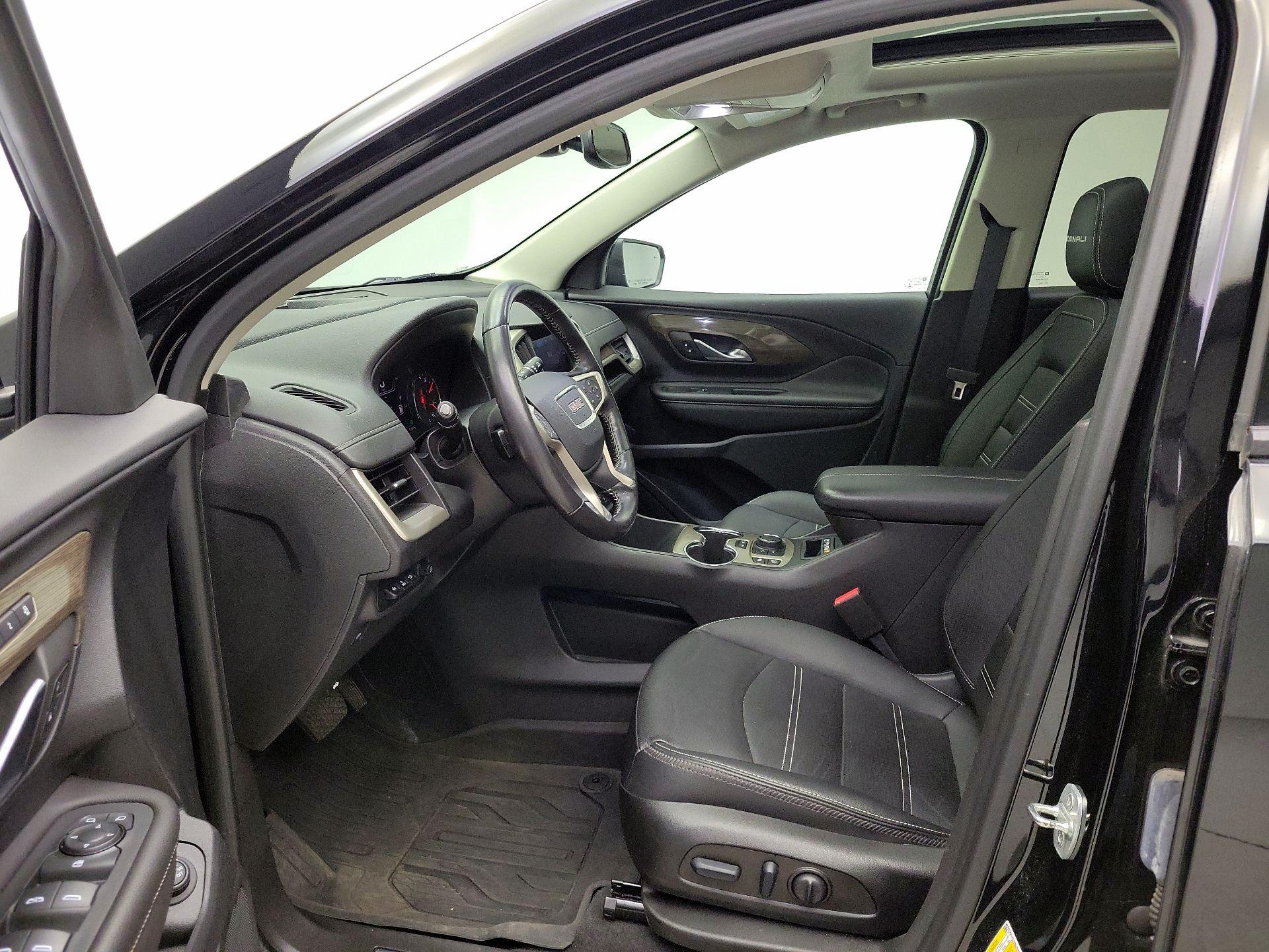 Thumbnail: 2022 GMC Terrain - 11