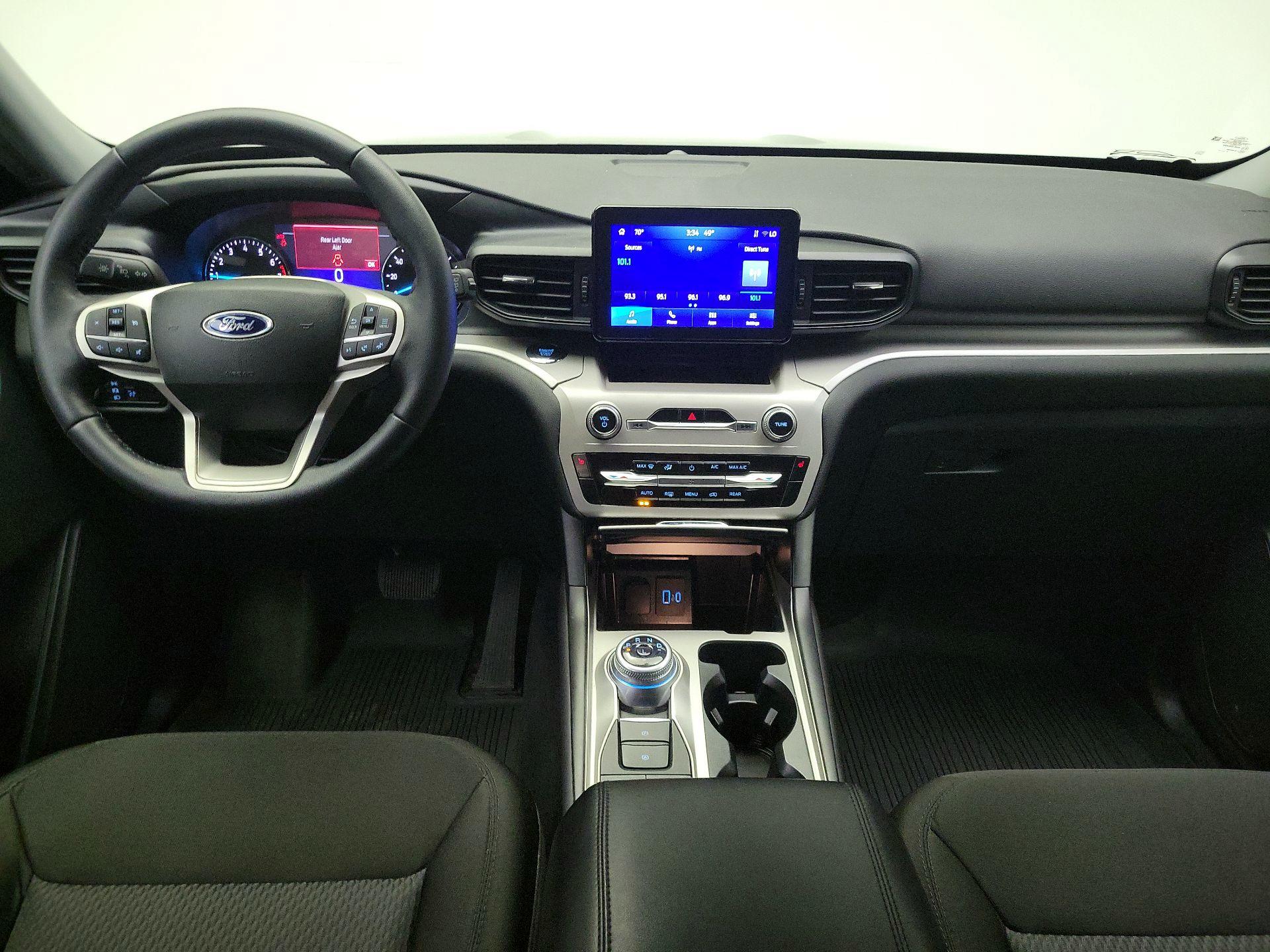 Thumbnail: 2023 Ford Explorer - 9