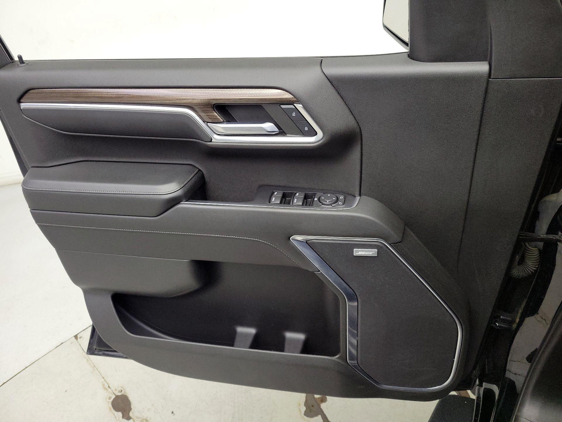 Thumbnail: 2022 Chevrolet Silverado 1500 - 12