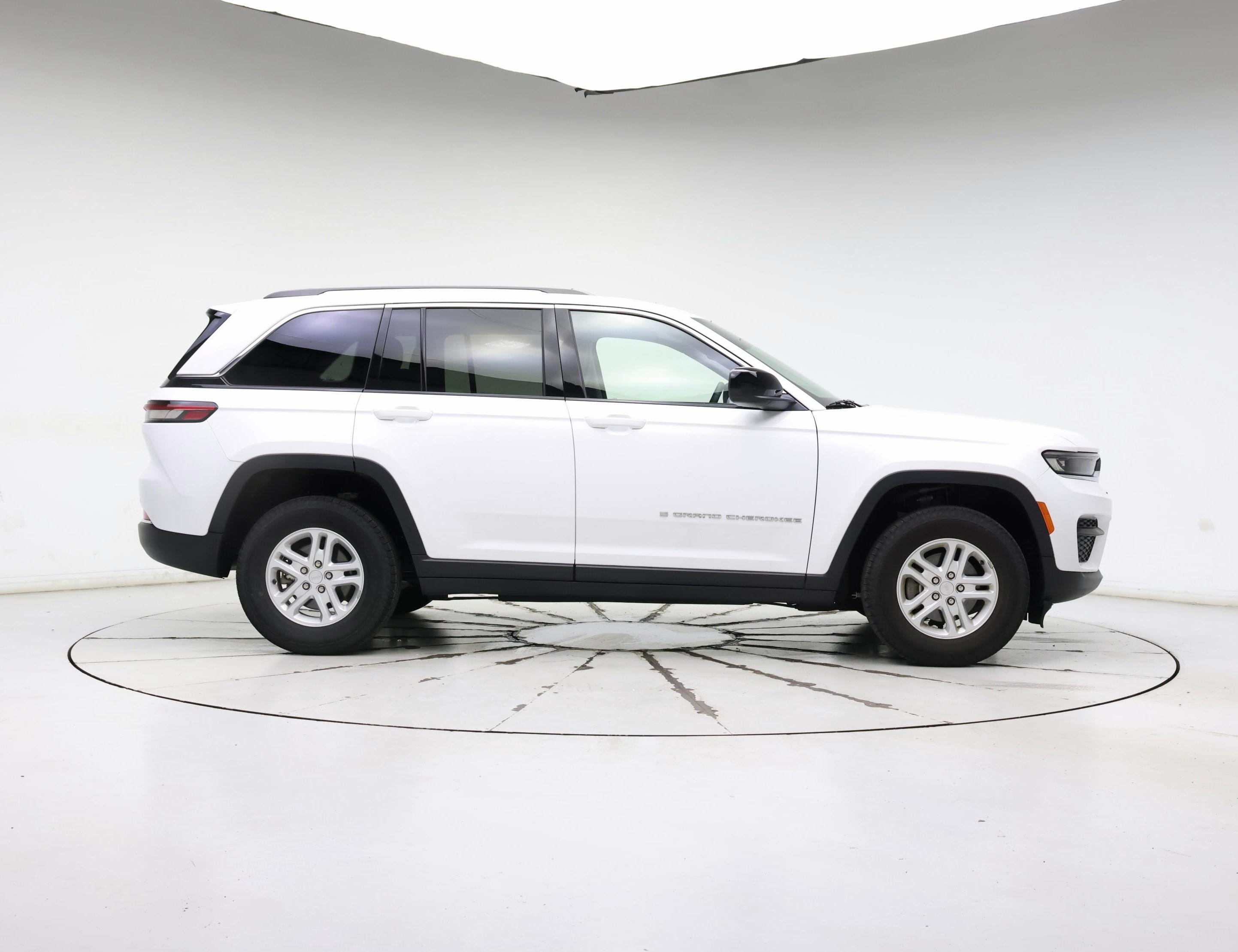 Thumbnail: 2023 Jeep Grand Cherokee - 7